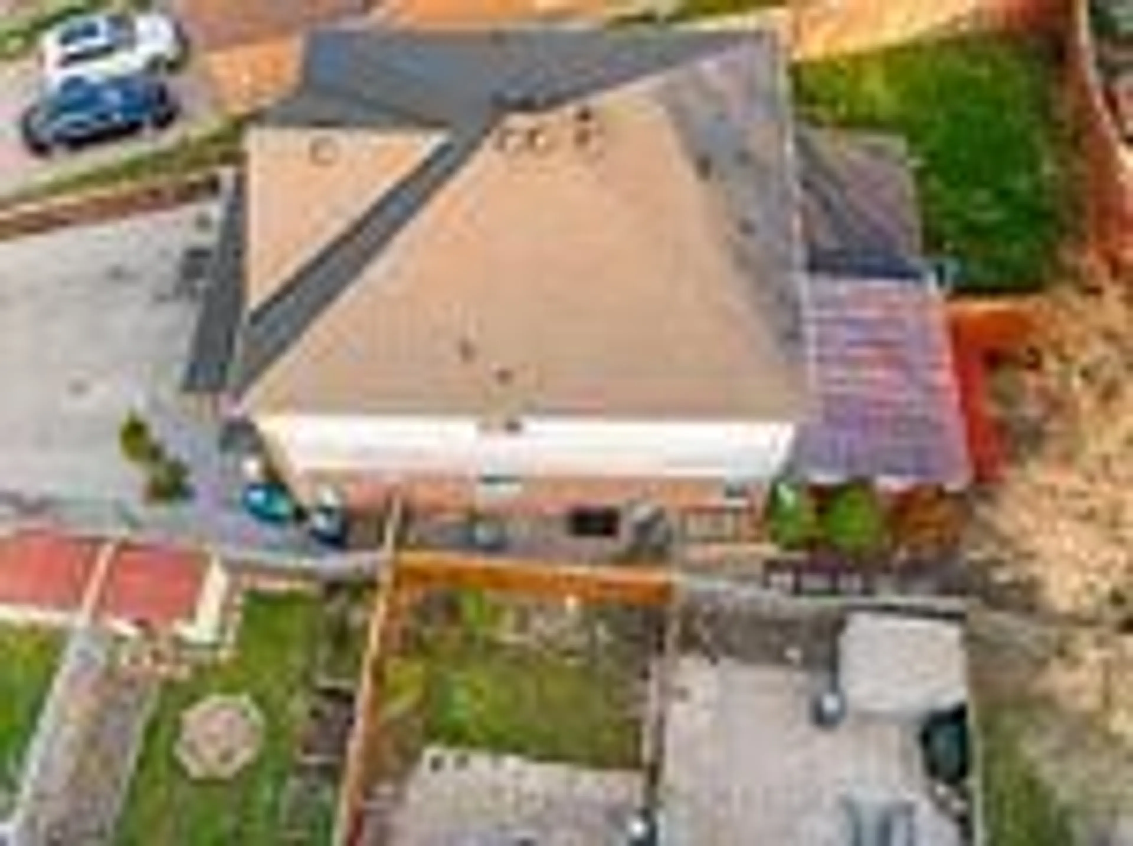 A pic from outside/outdoor area/front of a property/back of a property/a pic from drone, unknown for 102 Bunchberry Way, Brampton Ontario L6R 2E8