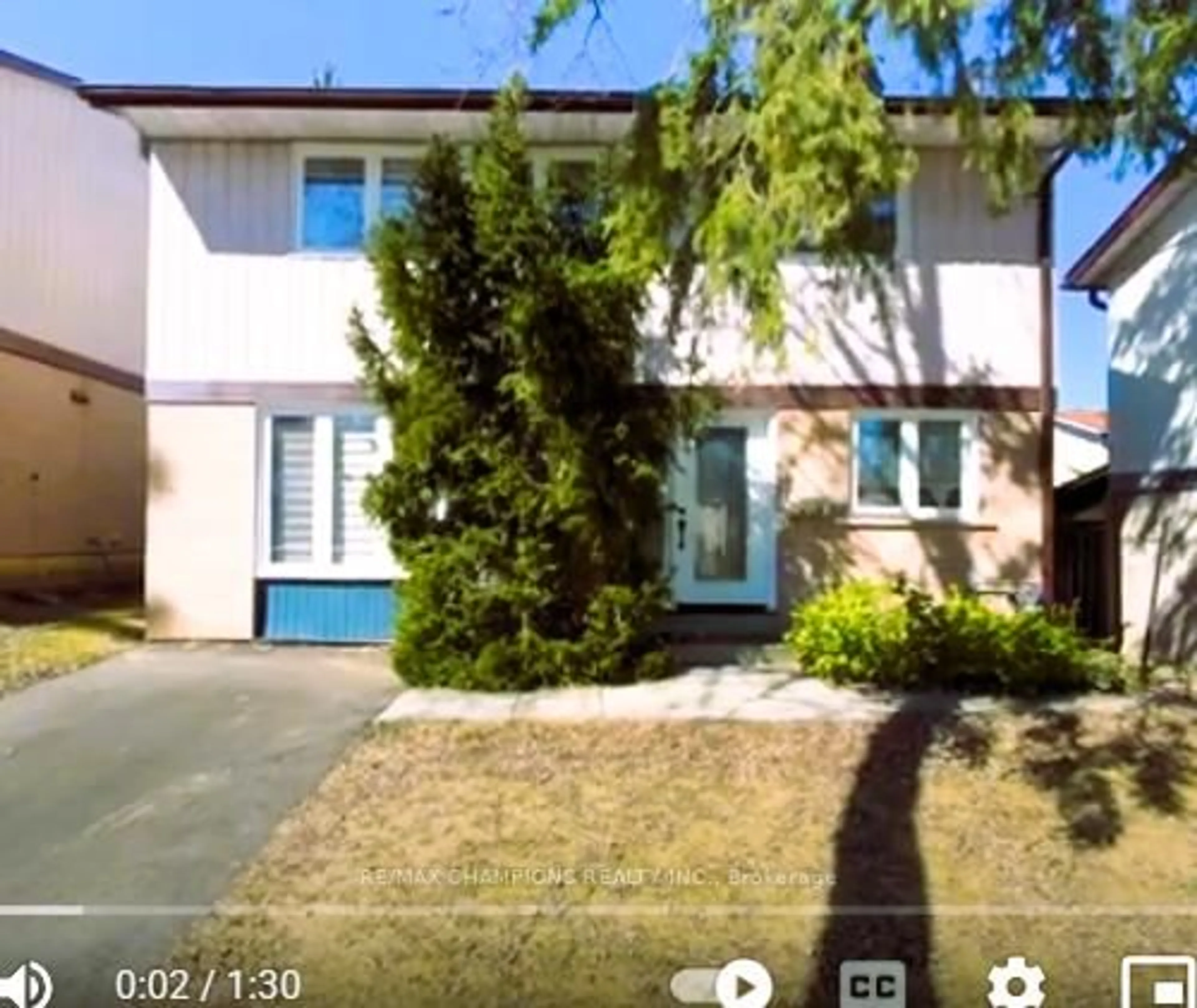 A pic from outside/outdoor area/front of a property/back of a property/a pic from drone, street for 35 Hercules Crt, Brampton Ontario L6S 1X6