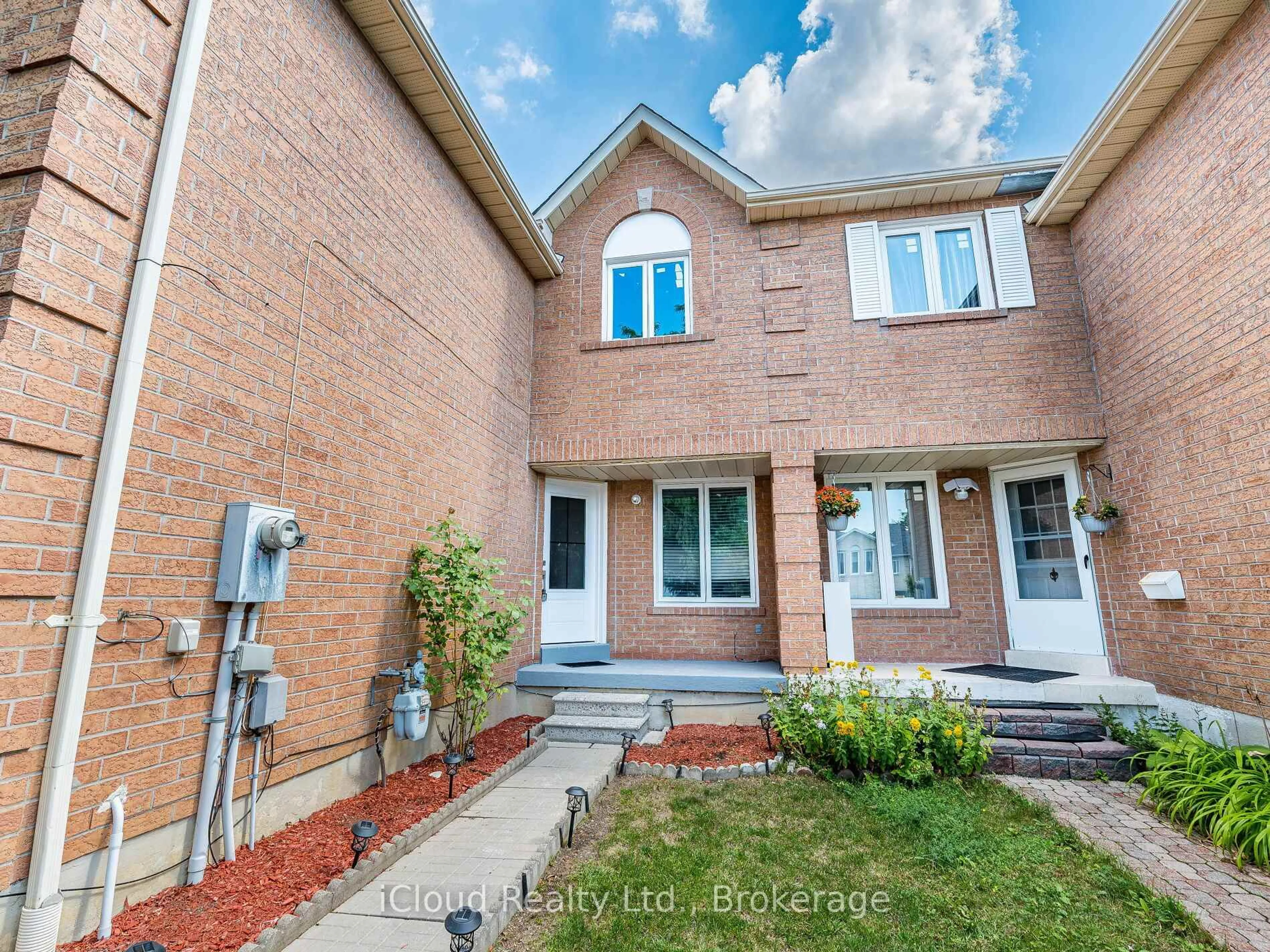 Home with brick exterior material, street for 5245 Cinnamon Rd, Mississauga Ontario L5V 1T3