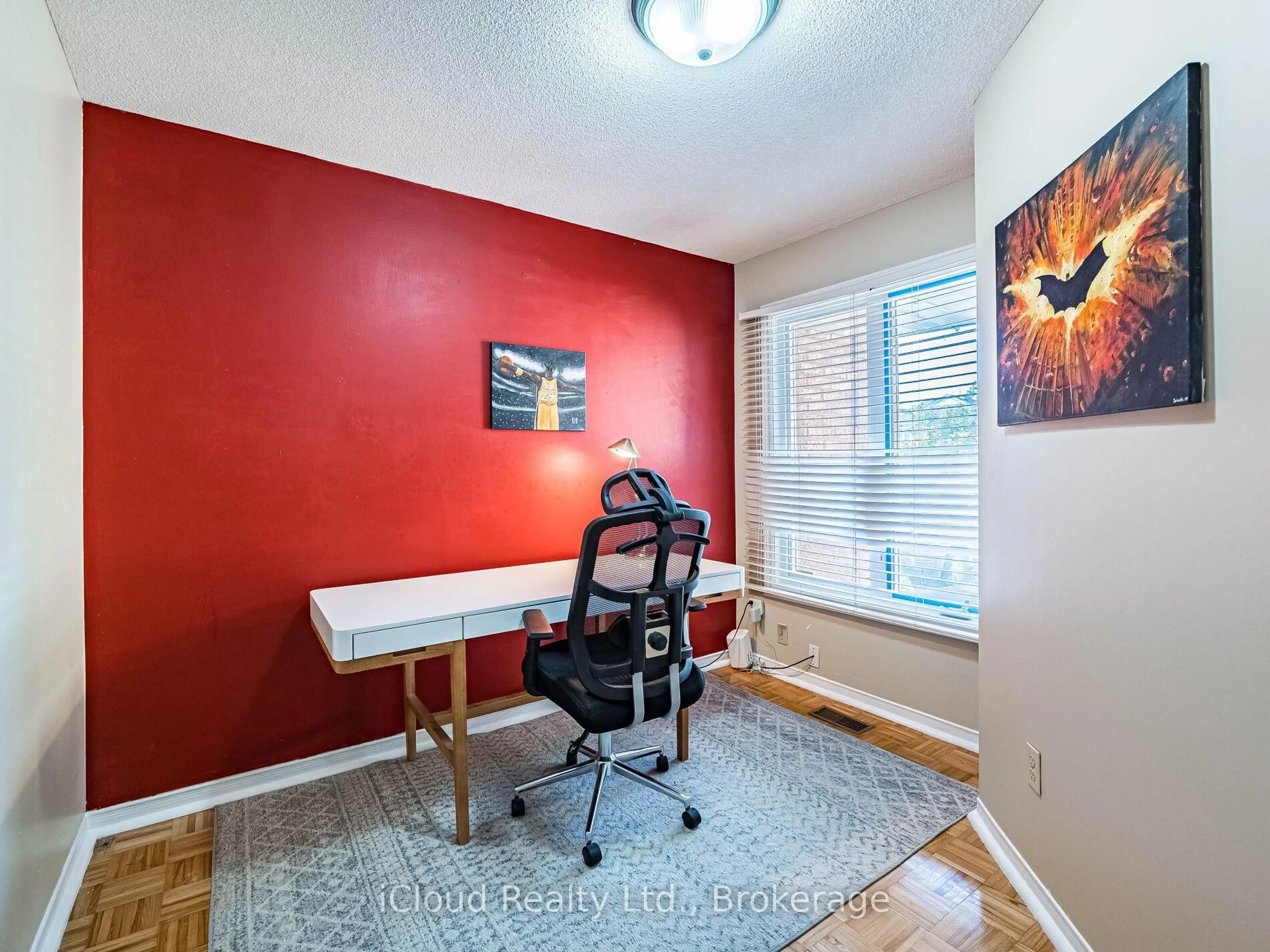 A pic of a room for 5245 Cinnamon Rd, Mississauga Ontario L5V 1T3