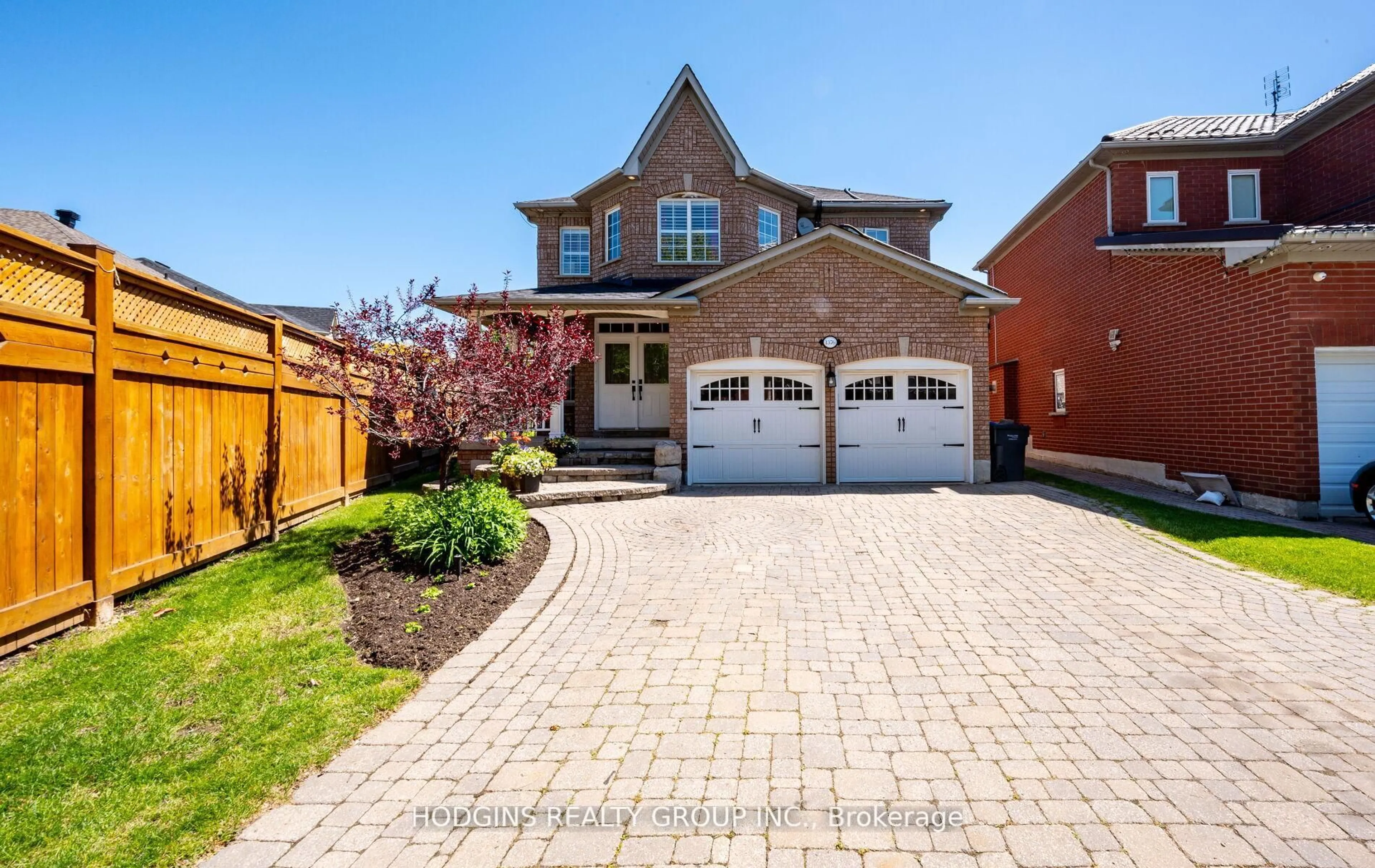 Home with brick exterior material, street for 1376 Avon Dr, Mississauga Ontario L5N 7Z3