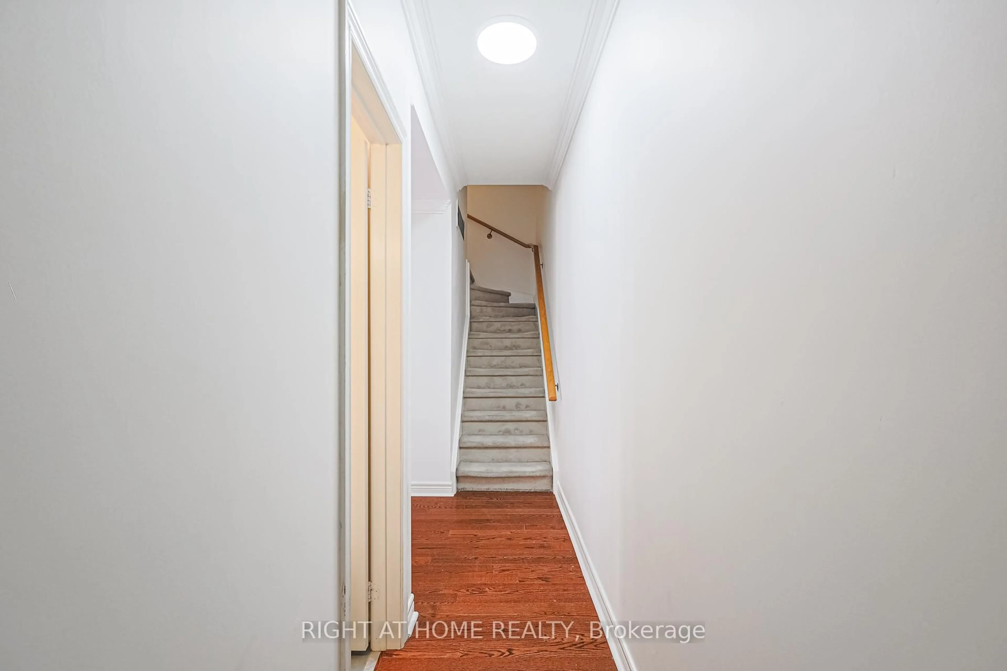 Stairs for 760 Lawrence Ave #78, Toronto Ontario M6A 3E7