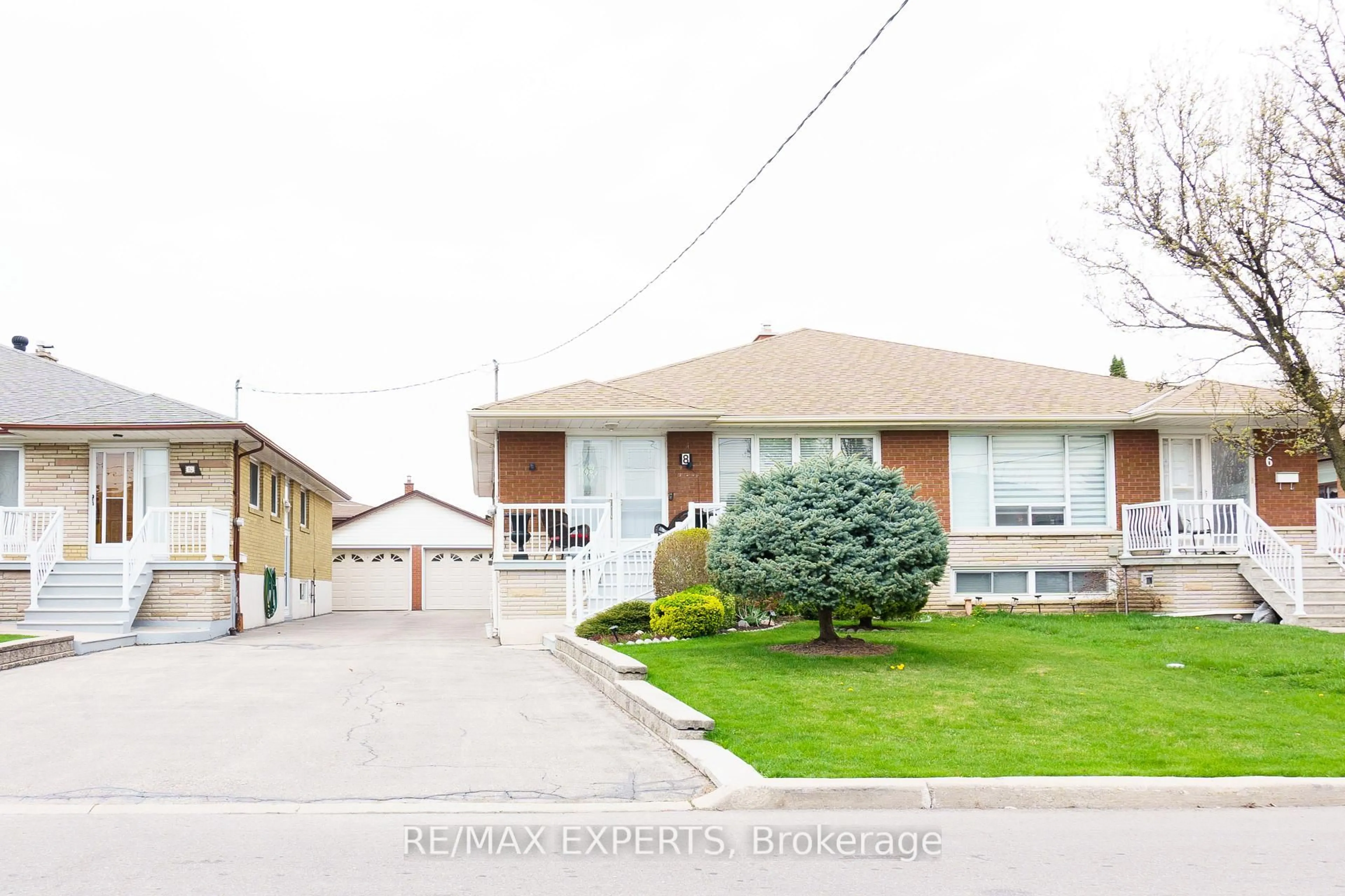 Unknown for 8 Charrington Cres, Toronto Ontario M3L 2C4