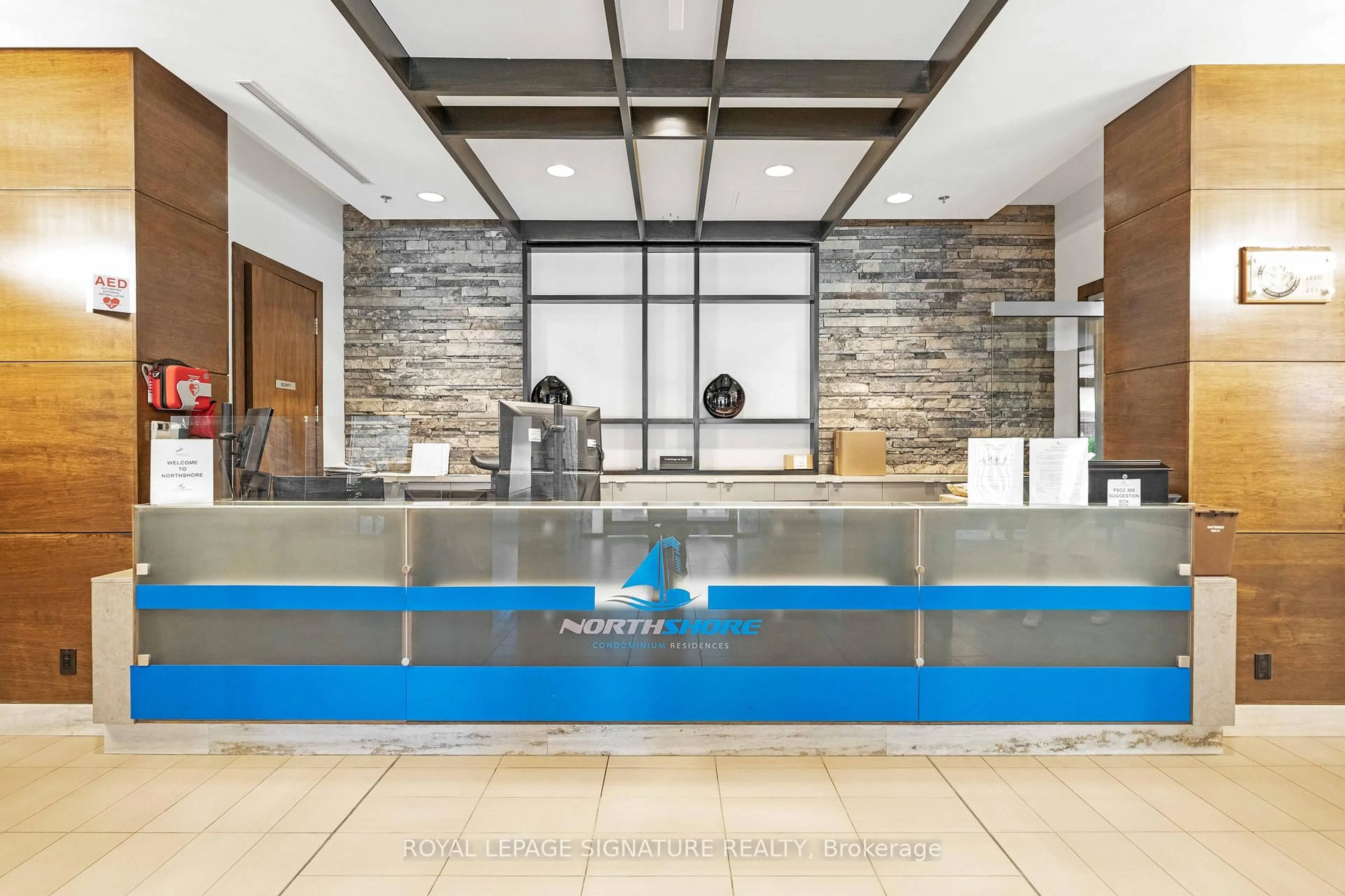 Lobby for 1 Hurontario St #1901, Mississauga Ontario L5G 0A3