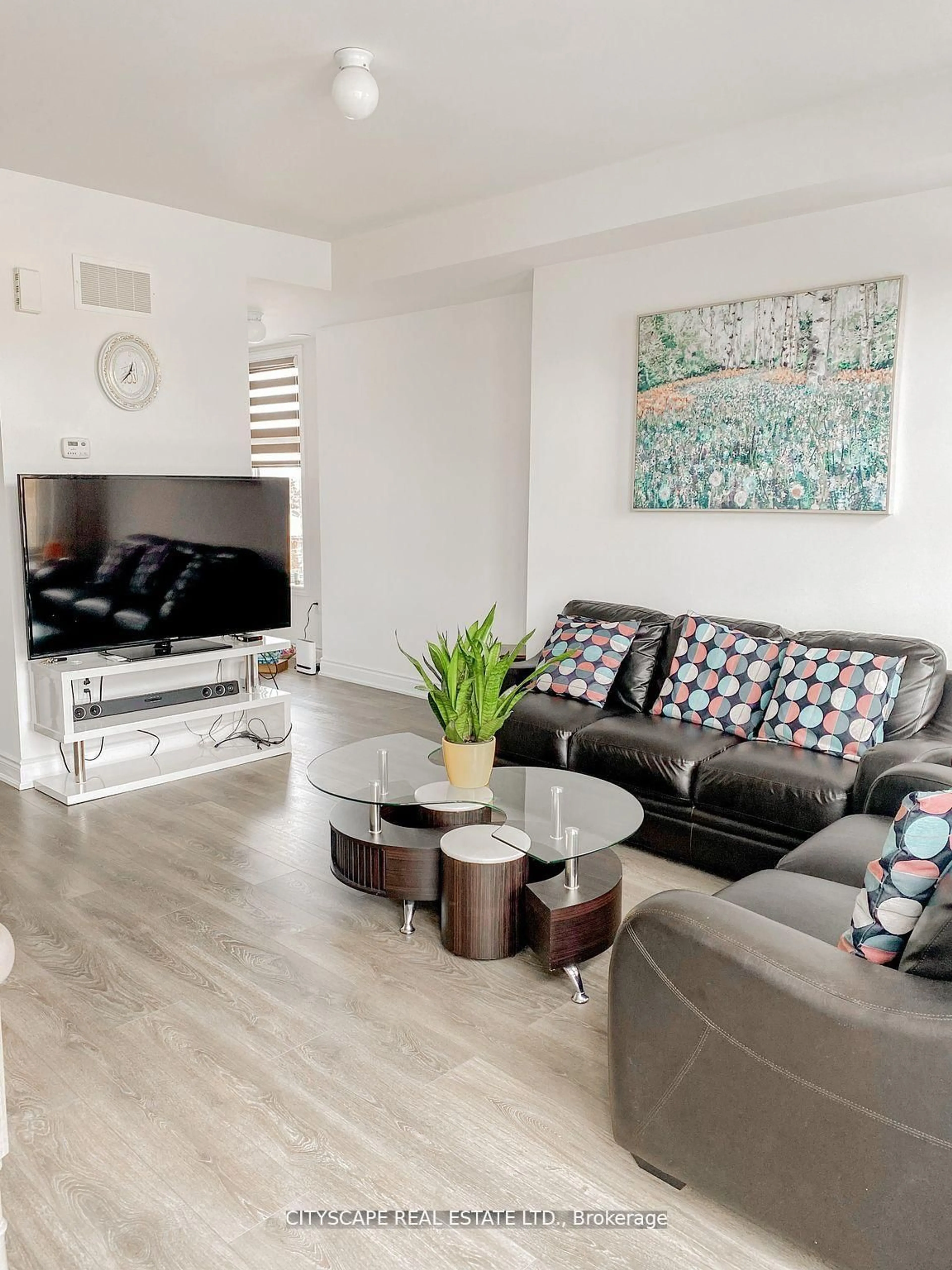 Living room with furniture, unknown for 3038 Islington Ave, Toronto Ontario M9L 0A6