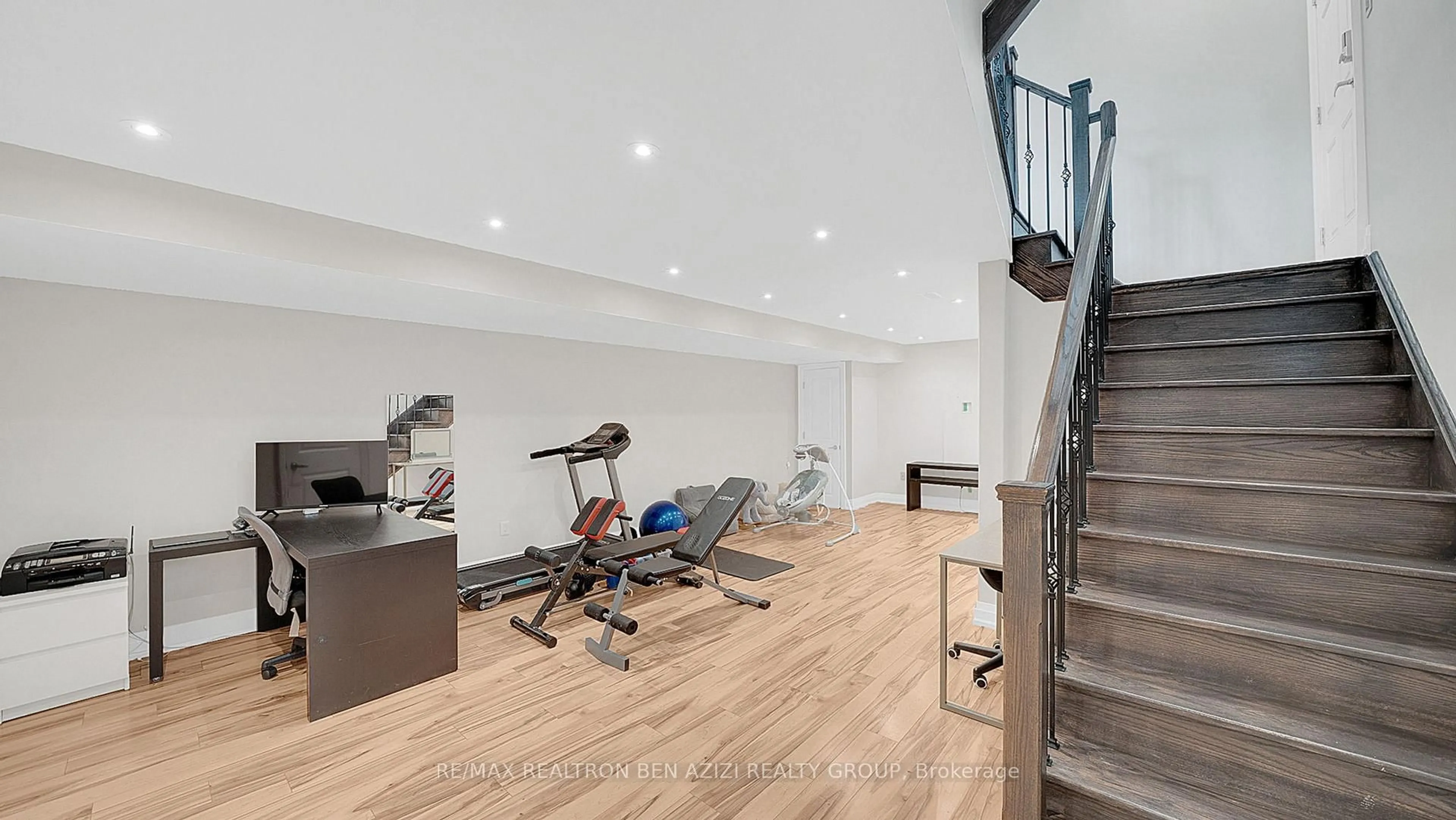 Gym or fitness room for 1070 BRIAR HILL Ave, Toronto Ontario M6B 1M7