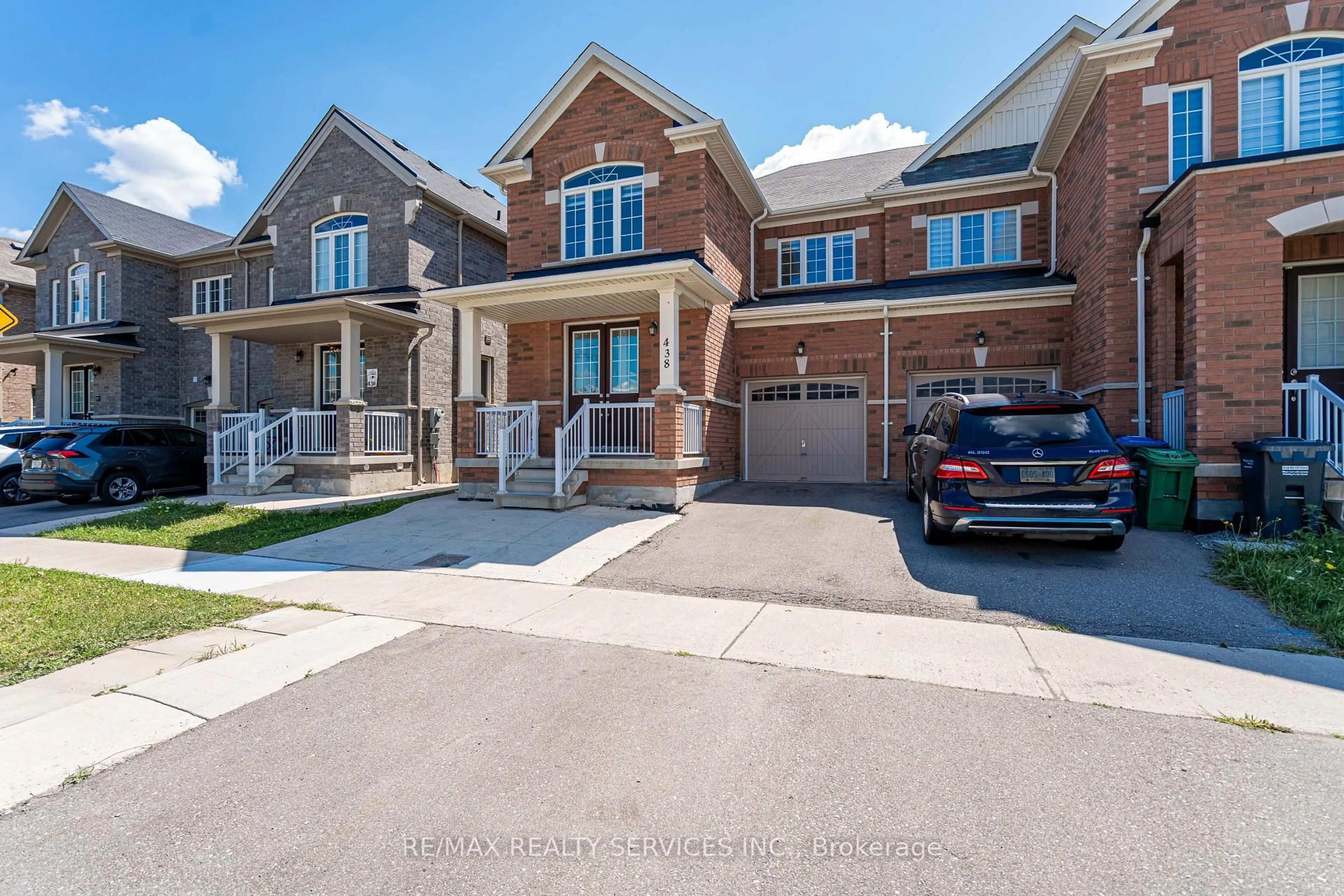 Home with brick exterior material, street for 438 Royal West Dr, Brampton Ontario L6X 5K1