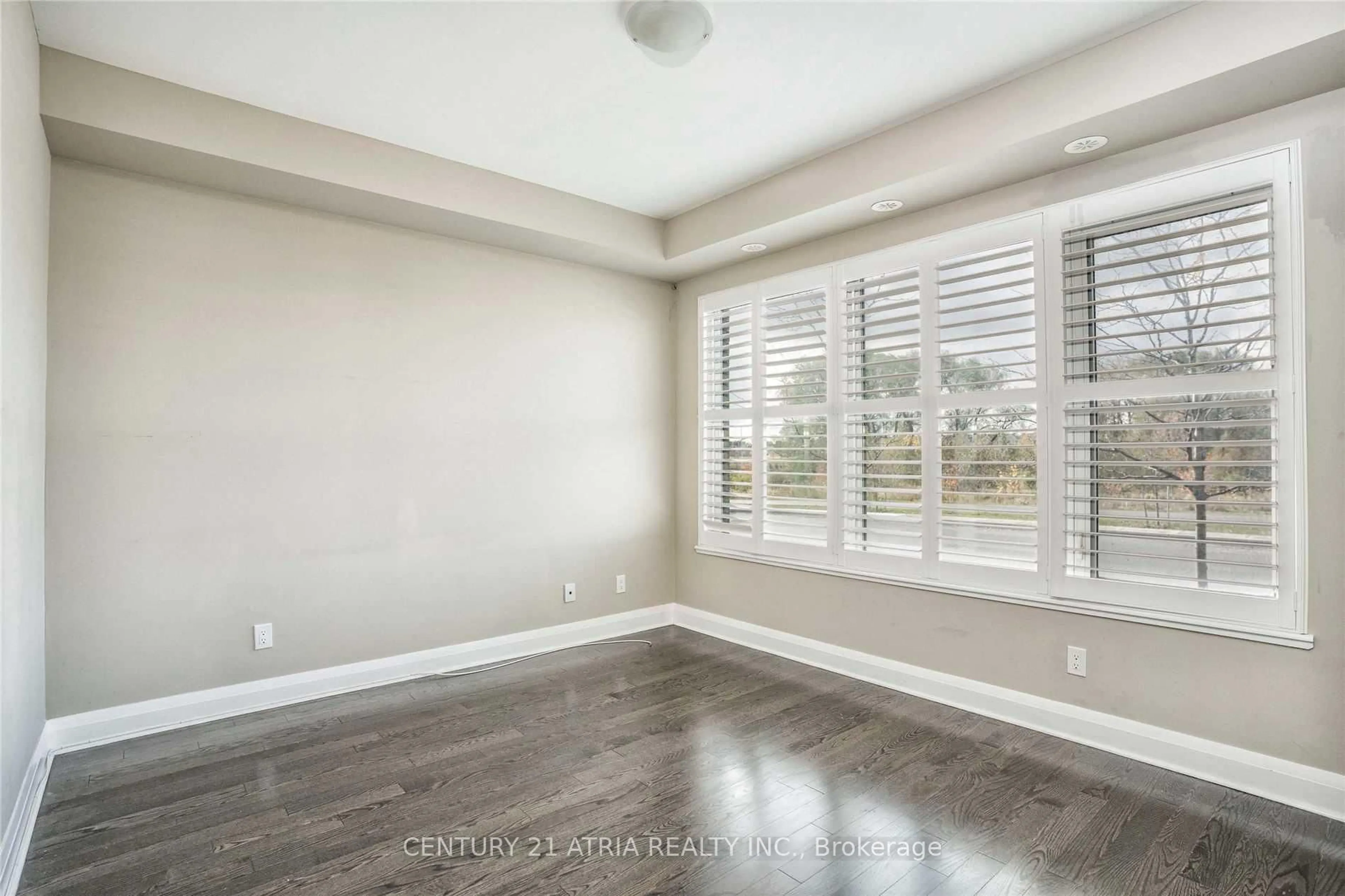 A pic of a room for 110 Little Creek Rd #6, Mississauga Ontario L5R 0E9