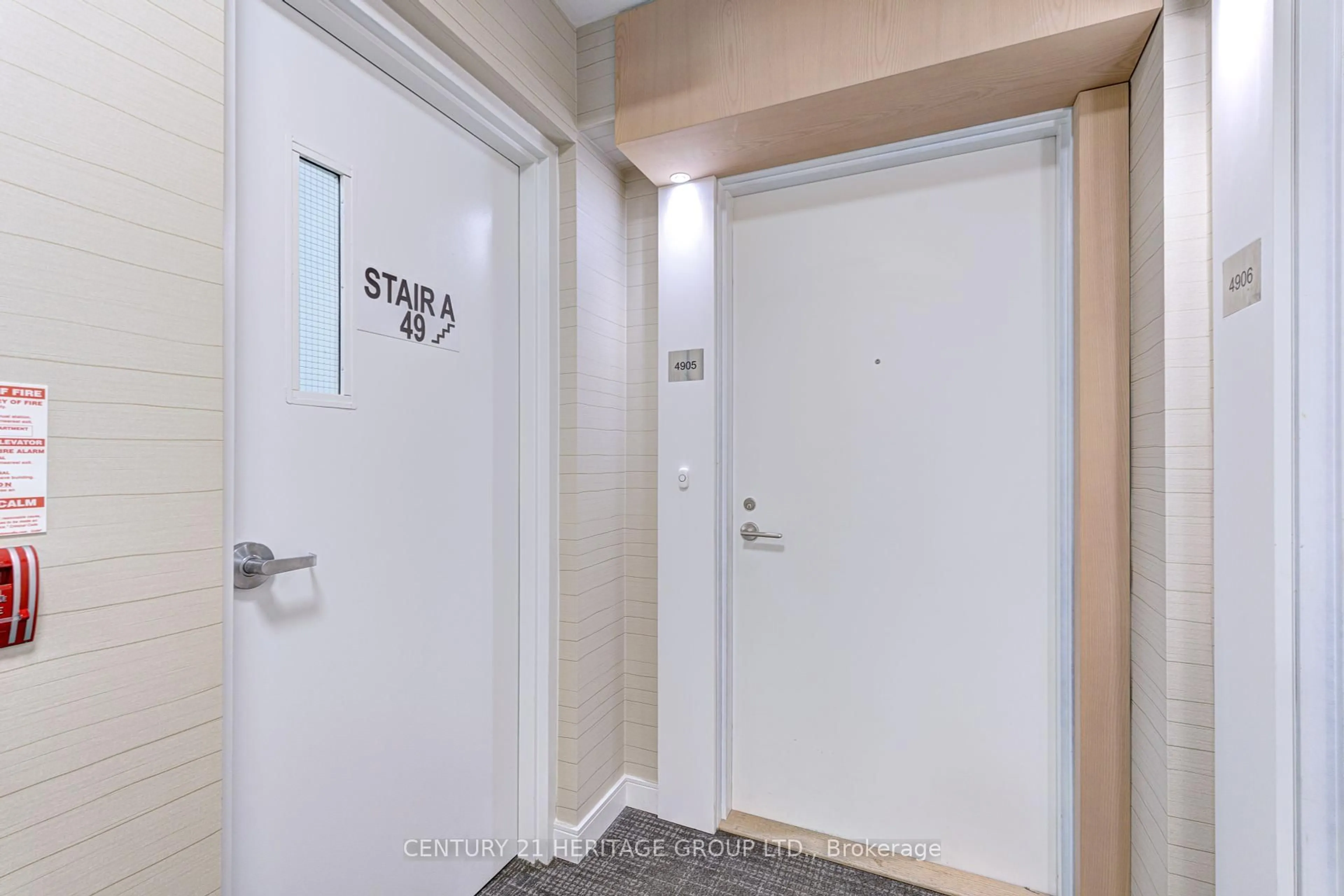 Indoor entryway for 70 Annie Craig Dr #4905, Toronto Ontario M8V 0G2