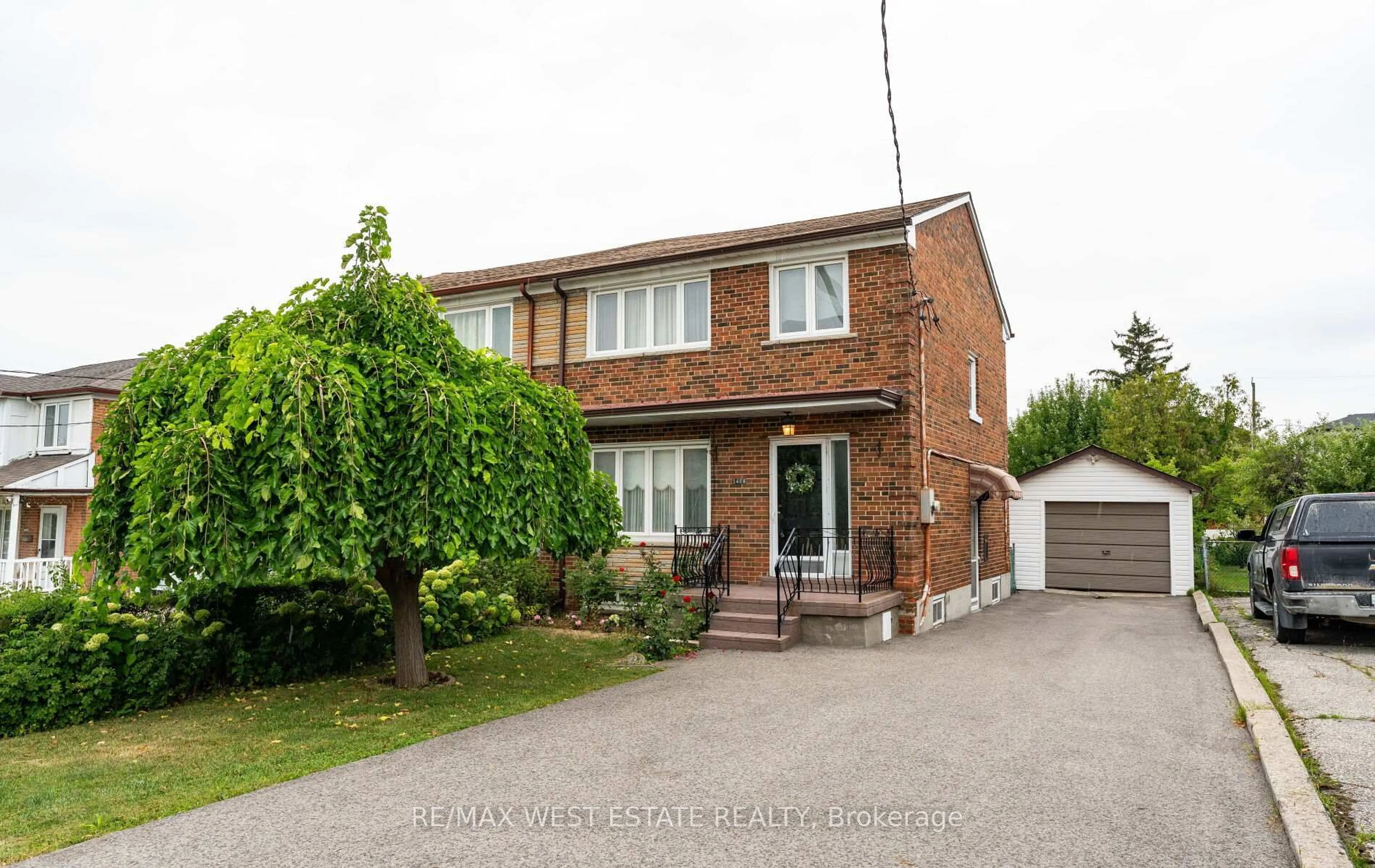 Home with brick exterior material, street for 1468 Wilson Ave, Toronto Ontario M3M 1J7