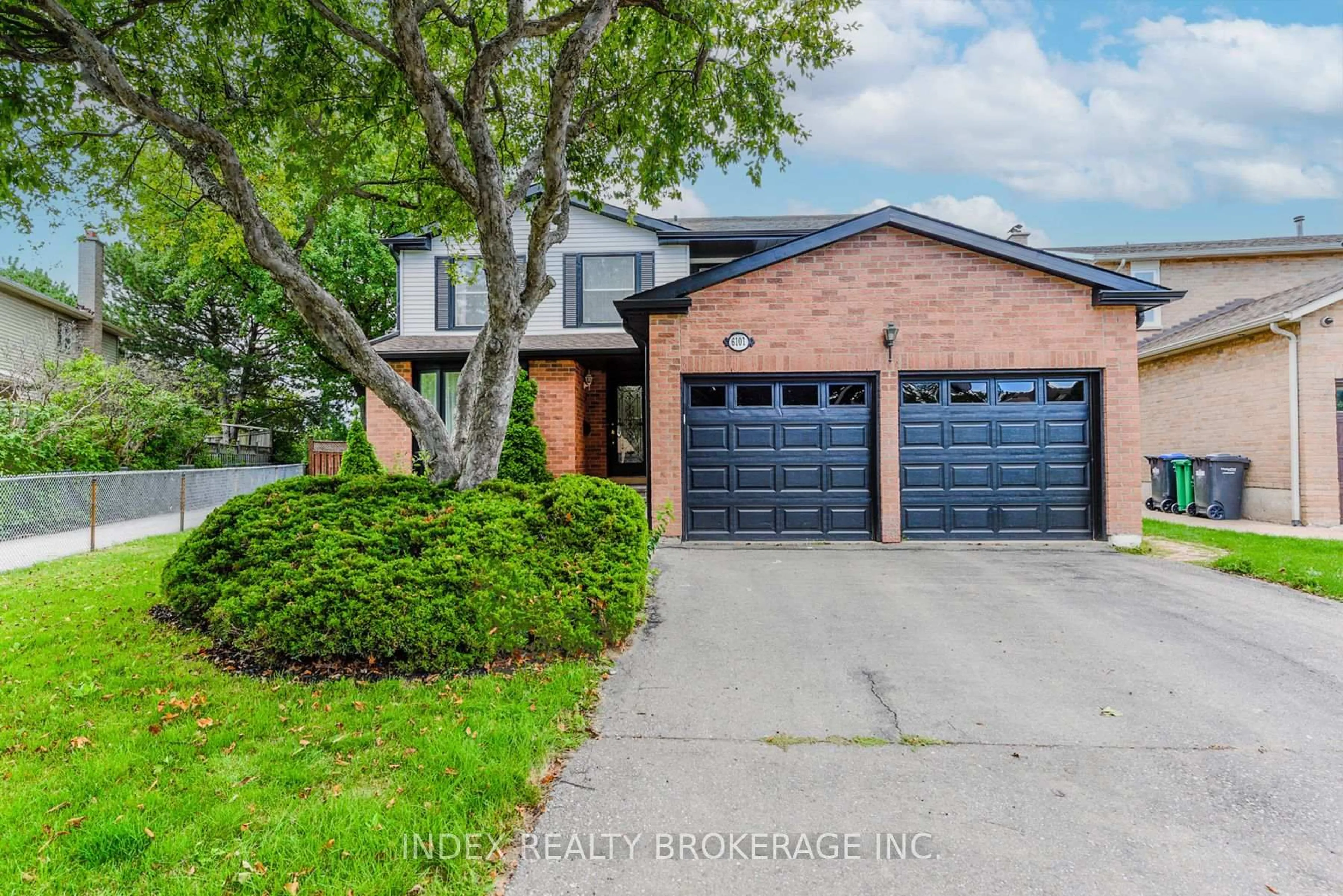 Home with brick exterior material, street for 6101 Edenwood Dr, Mississauga Ontario L5N 2Y6