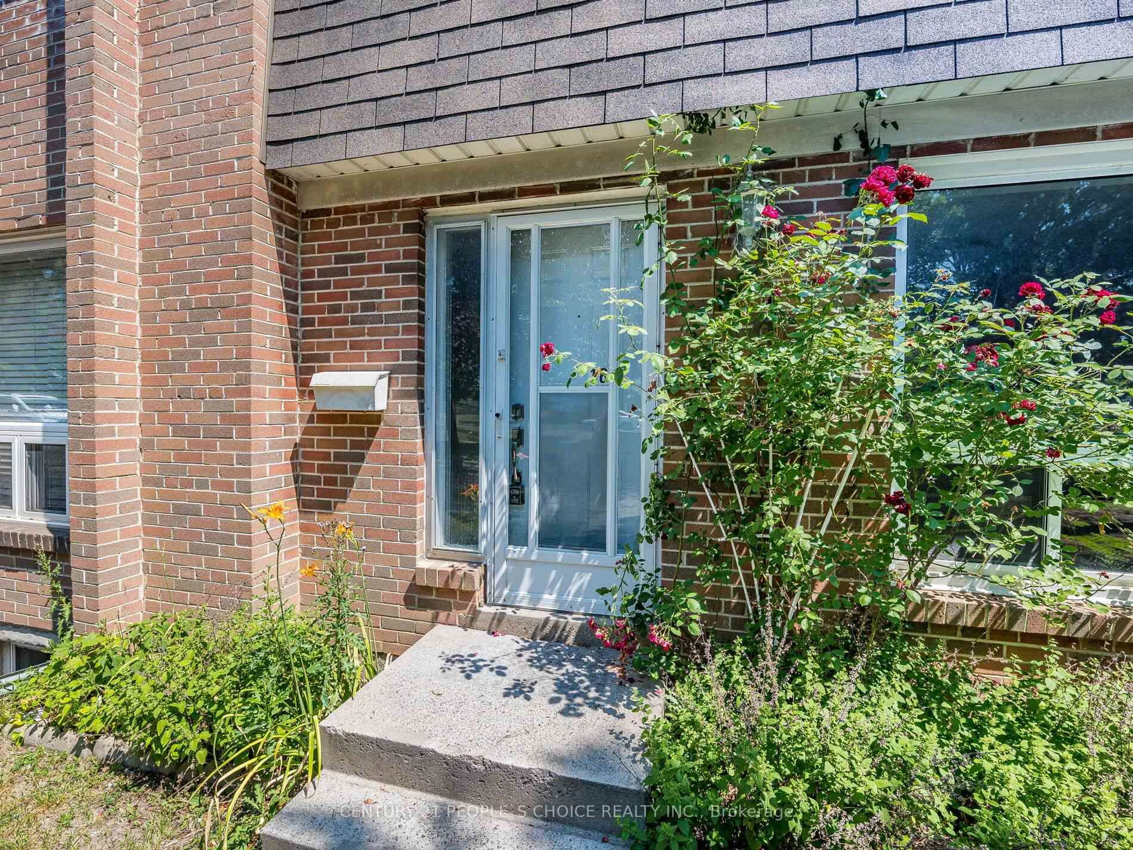 Unknown for 1720 Albion Rd #16, Toronto Ontario M9V 1C1