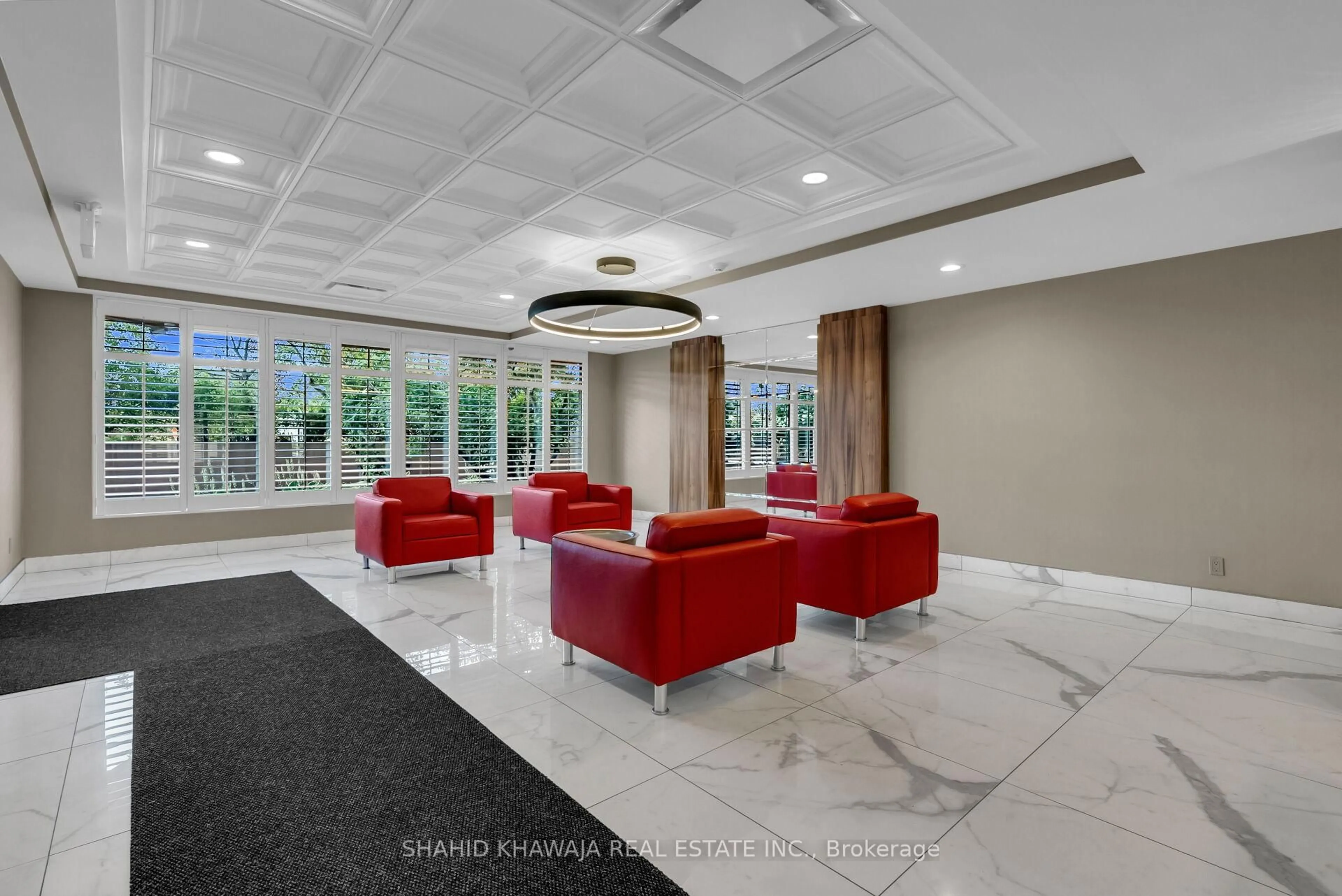 Lobby for 155 Hillcrest Ave #1510, Mississauga Ontario L5B 3Z2