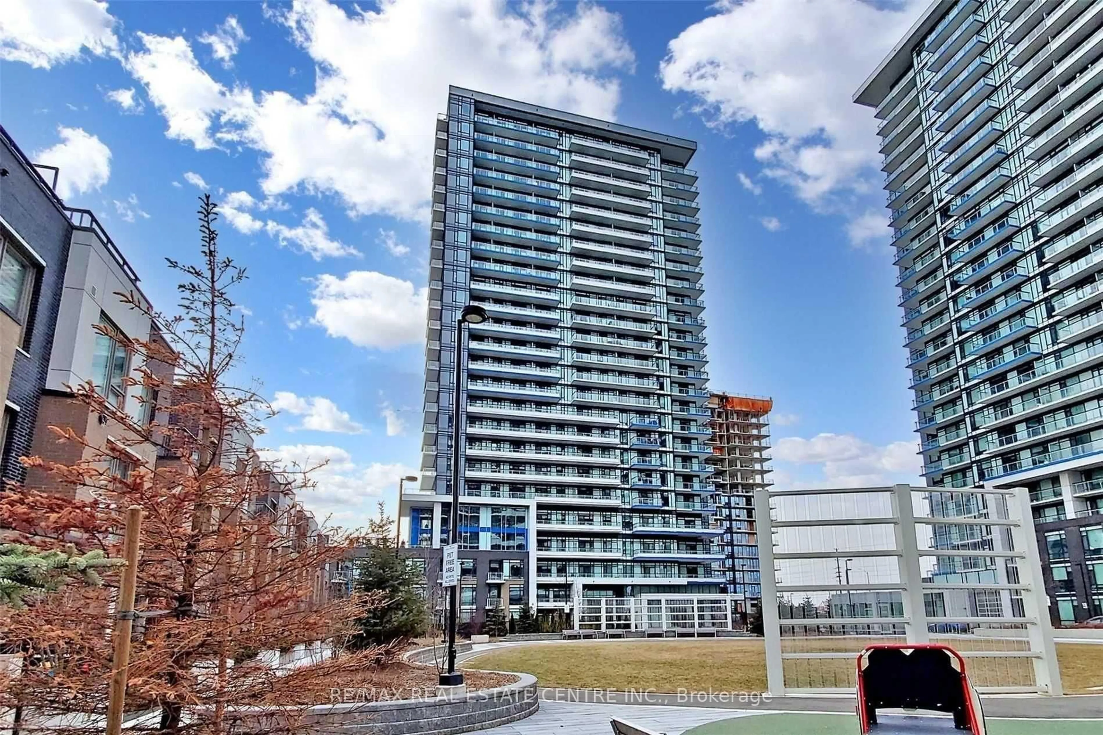 Unknown for 2560 Eglinton Ave #1607, Mississauga Ontario L5M 5R1
