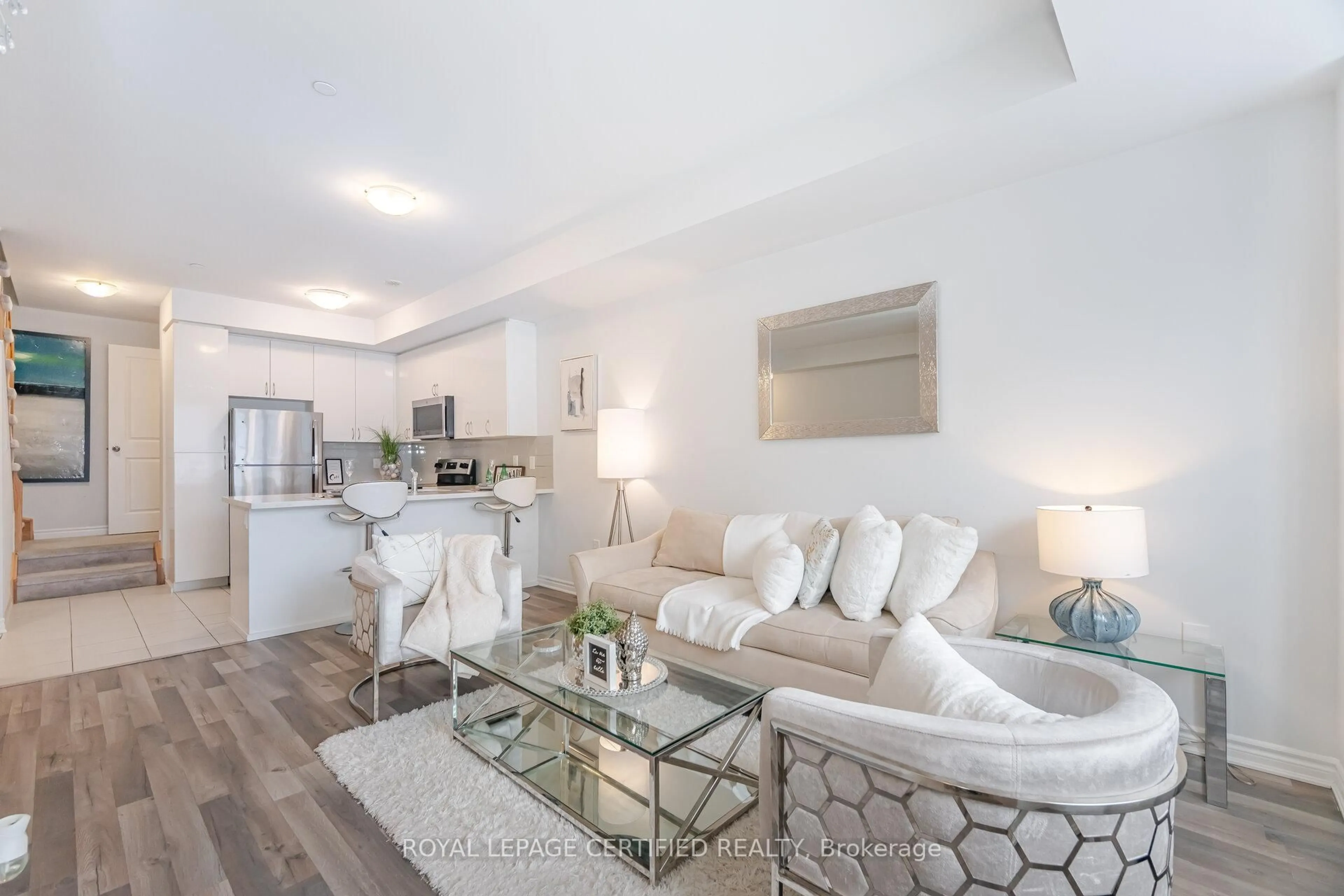 Living room with furniture, unknown for 1150 Stroud Lane #4, Mississauga Ontario L5J 0B3