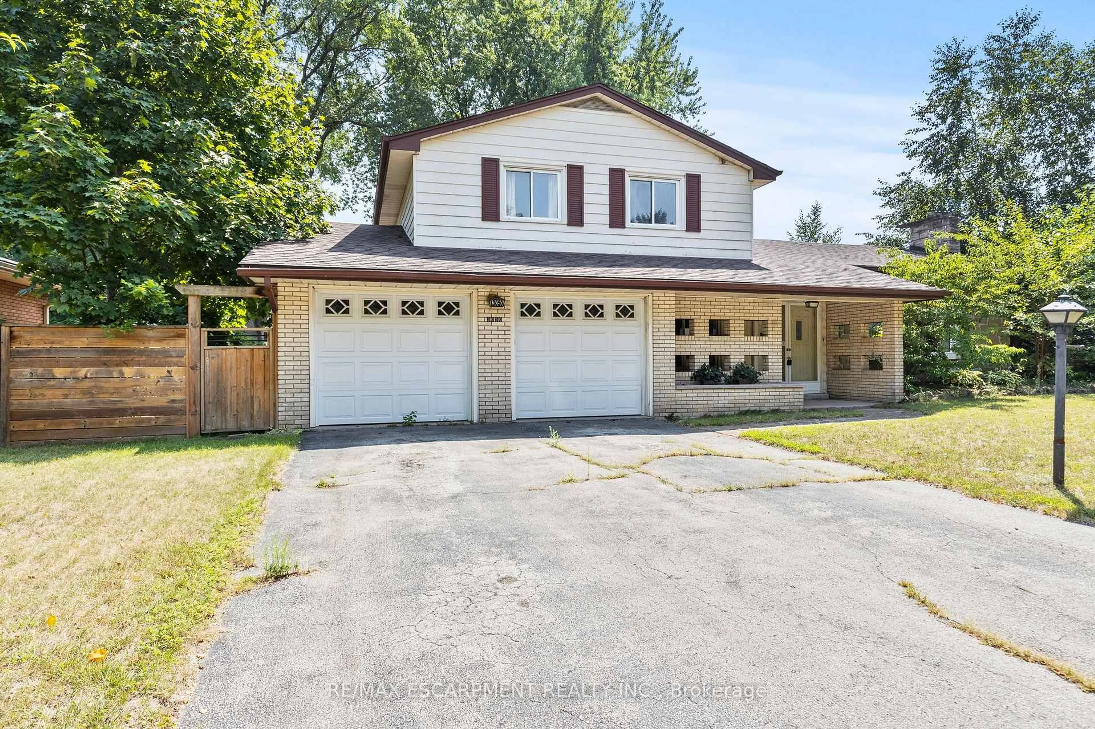 Unknown for 3050 Woodward Ave, Burlington Ontario L7N 2M2