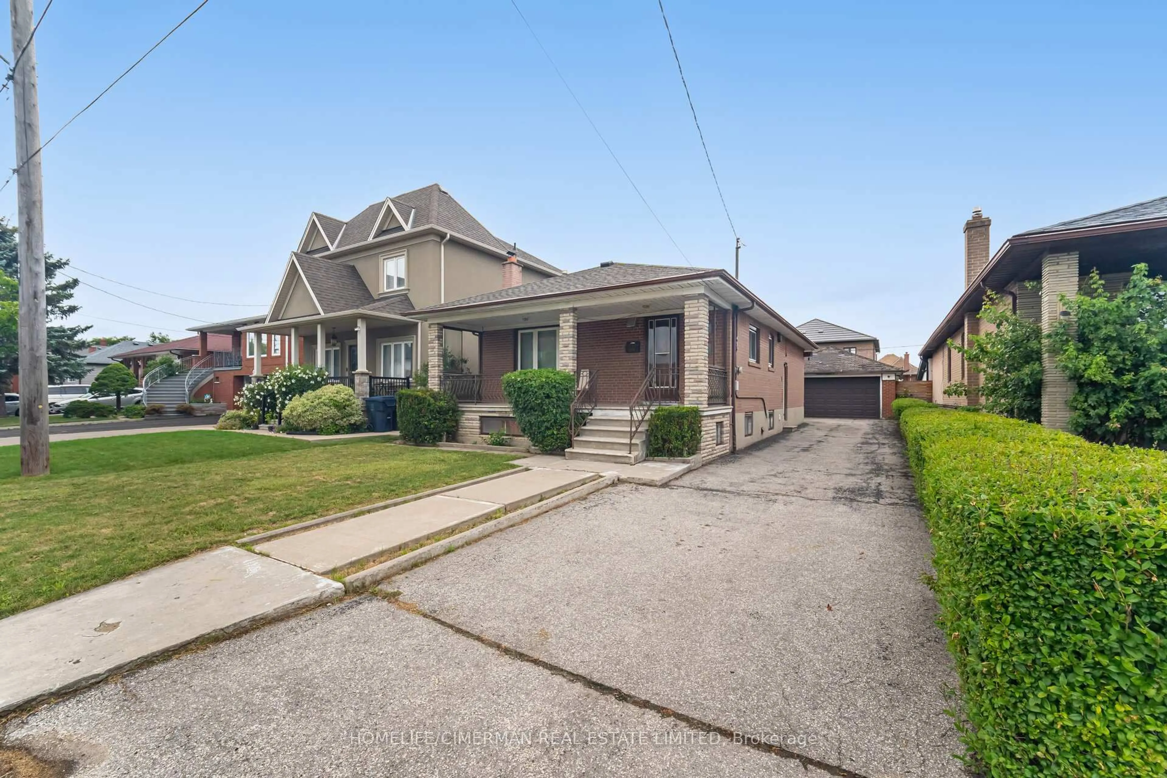 Unknown for 44 Plewes Rd, Toronto Ontario M3K 1K5