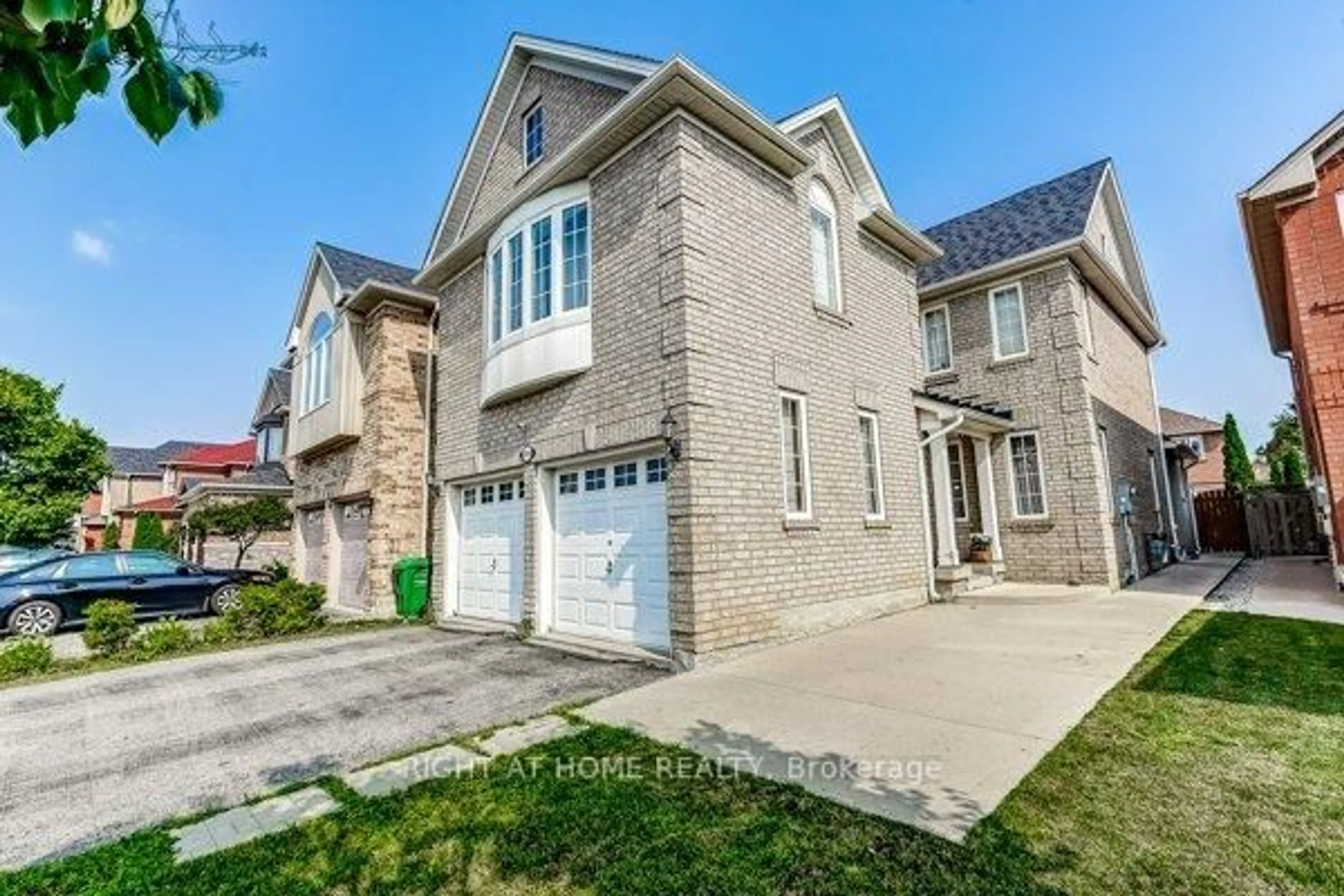 Home with brick exterior material, street for 7460 Terragar Blvd, Mississauga Ontario L5N 8H1