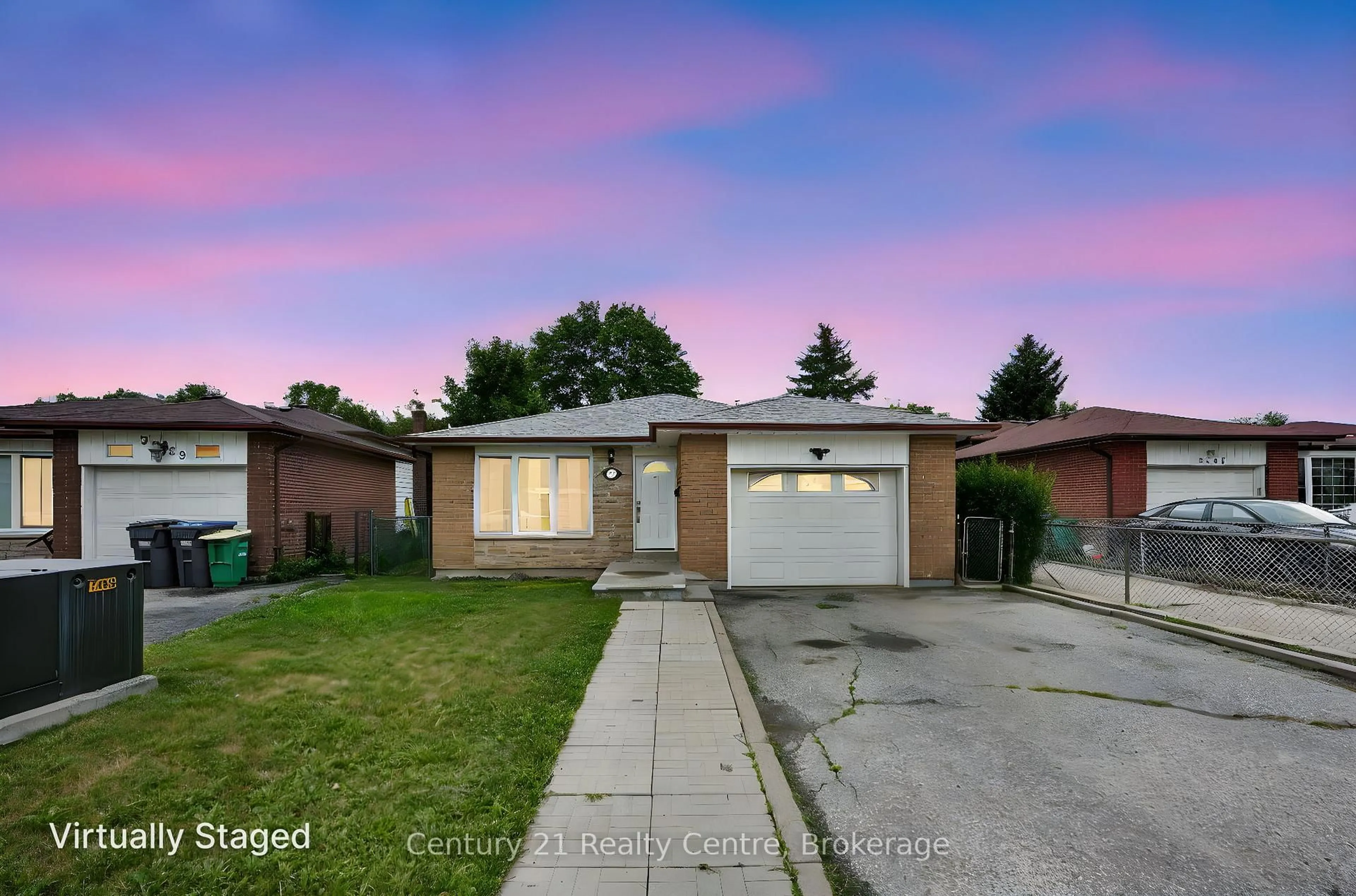 Home with brick exterior material, street for 3233 Monica Dr, Mississauga Ontario L4T 3E6
