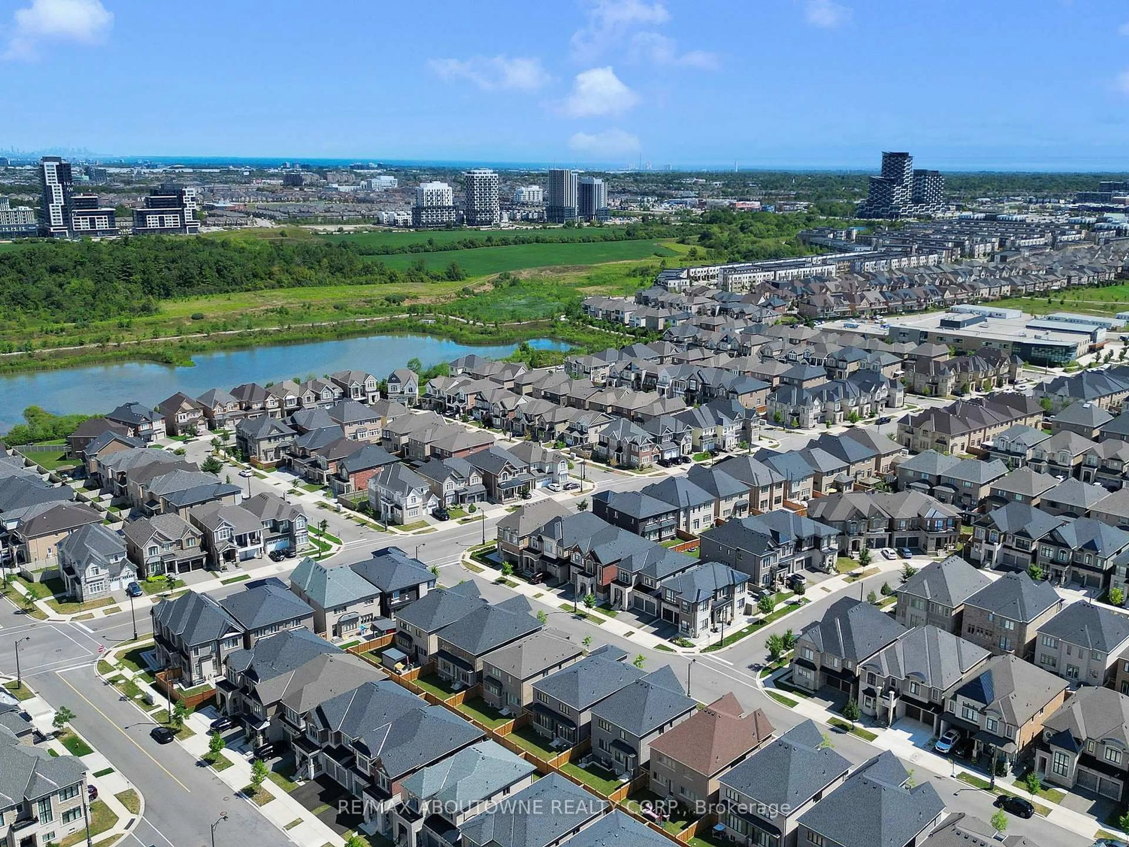 A pic from outside/outdoor area/front of a property/back of a property/a pic from drone, city buildings view from balcony for 91 Hallaran Rd, Oakville Ontario L6H 0Z9