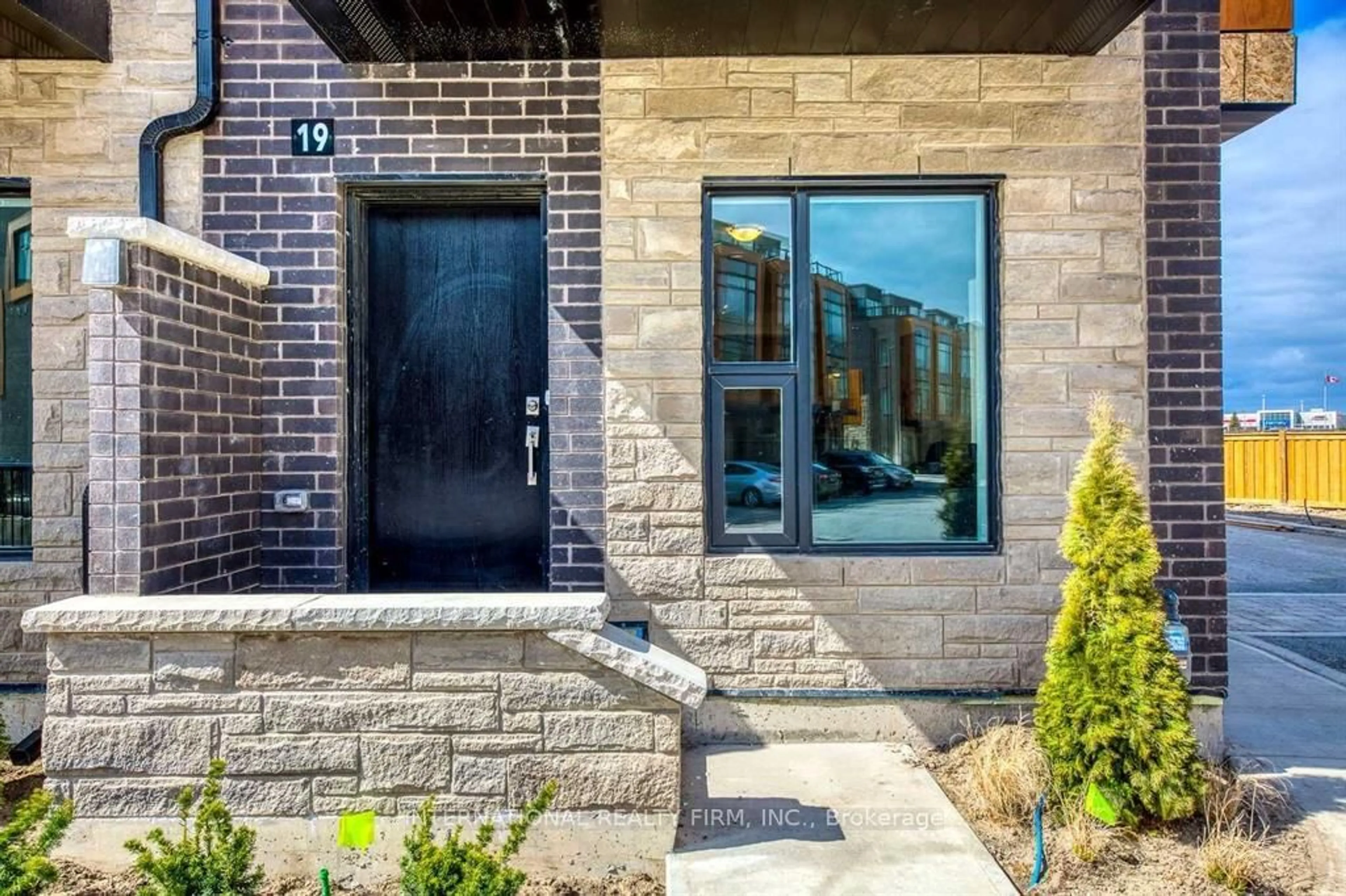 Home with brick exterior material, street for 200 Malta Ave #19, Brampton Ontario L6Y 6H8