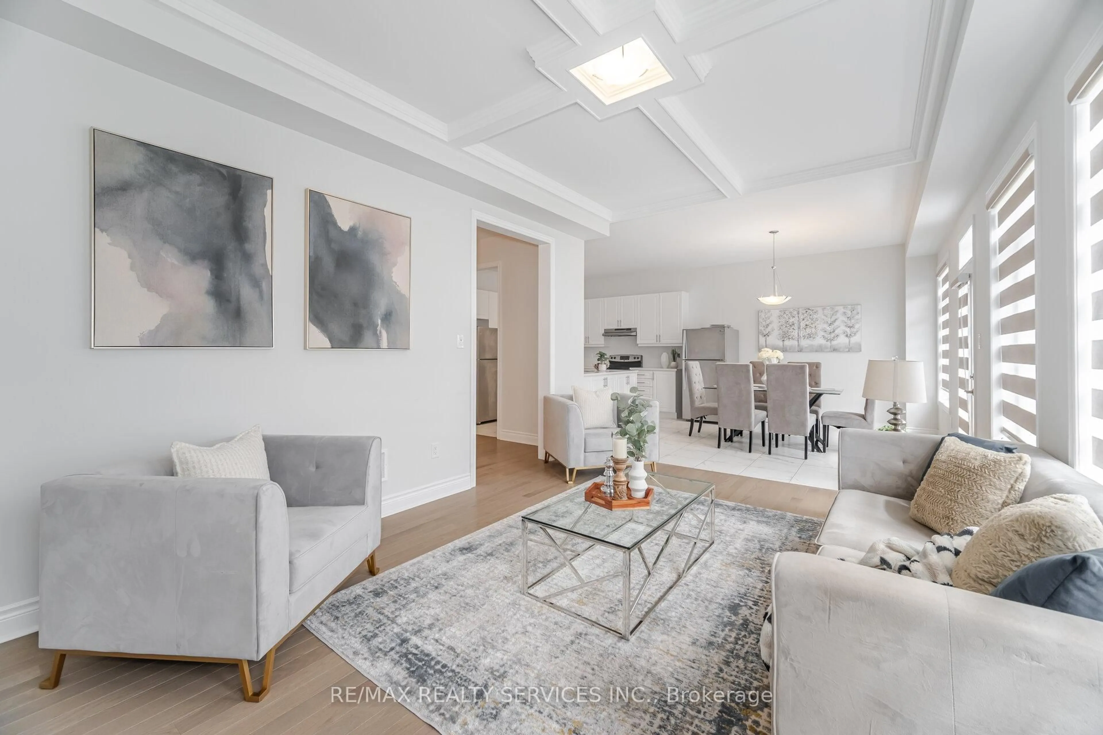 Living room with furniture, unknown for 36 Michener Dr, Brampton Ontario L6R 4E9