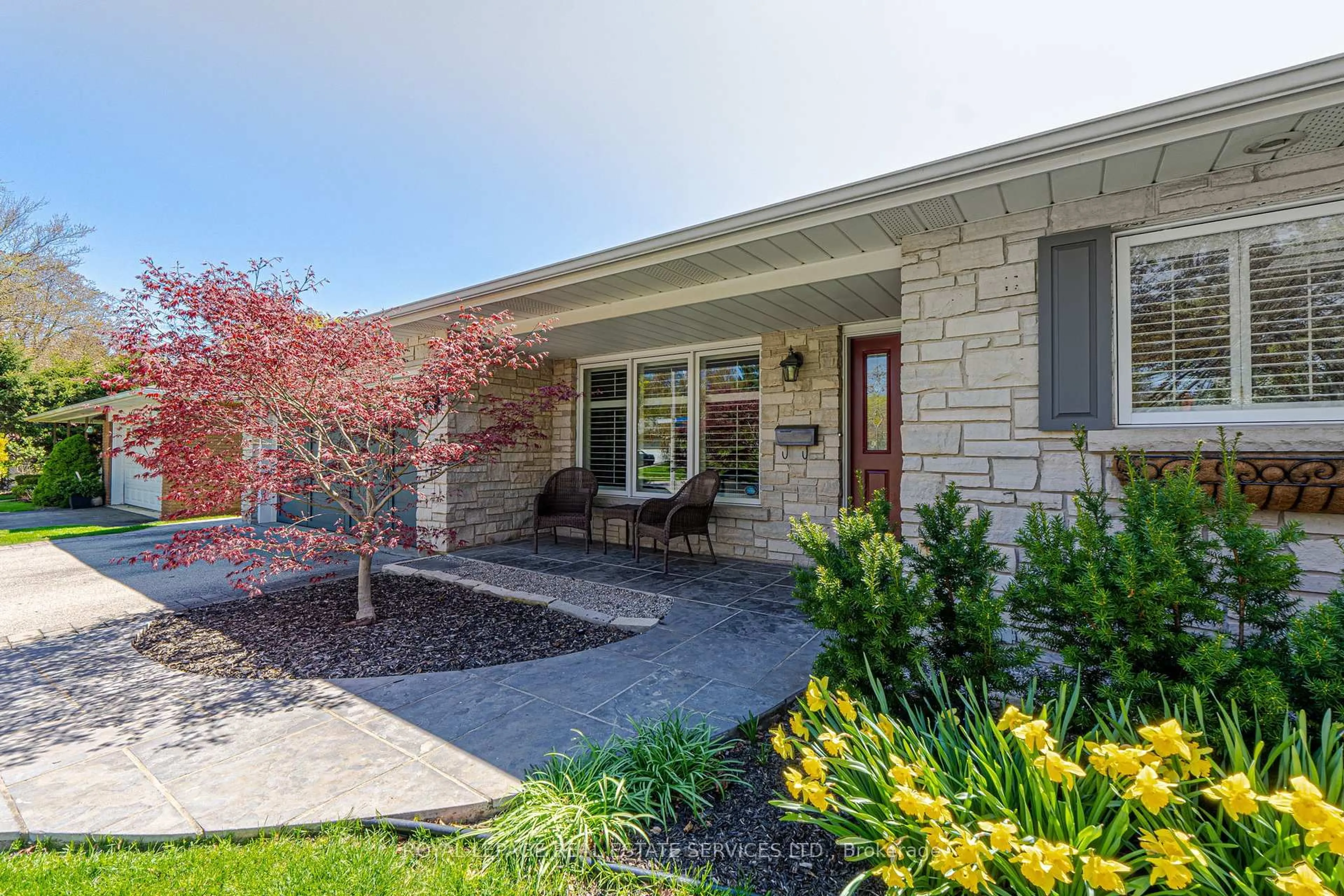 Unknown for 298 Glen Afton Dr, Burlington Ontario L7L 1H1