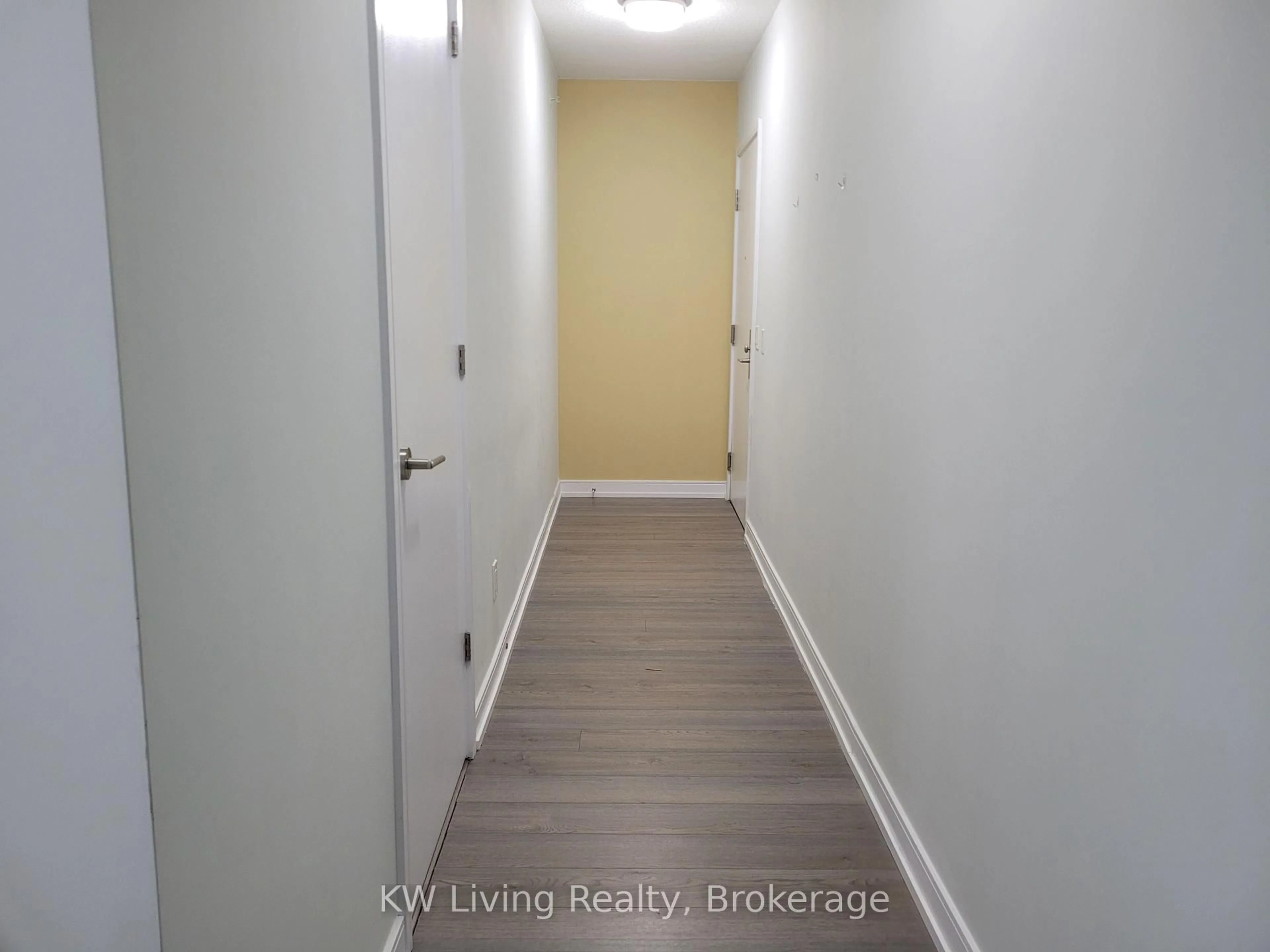 Unknown for 20 Thomas Riley Rd #302, Toronto Ontario M9B 0C3