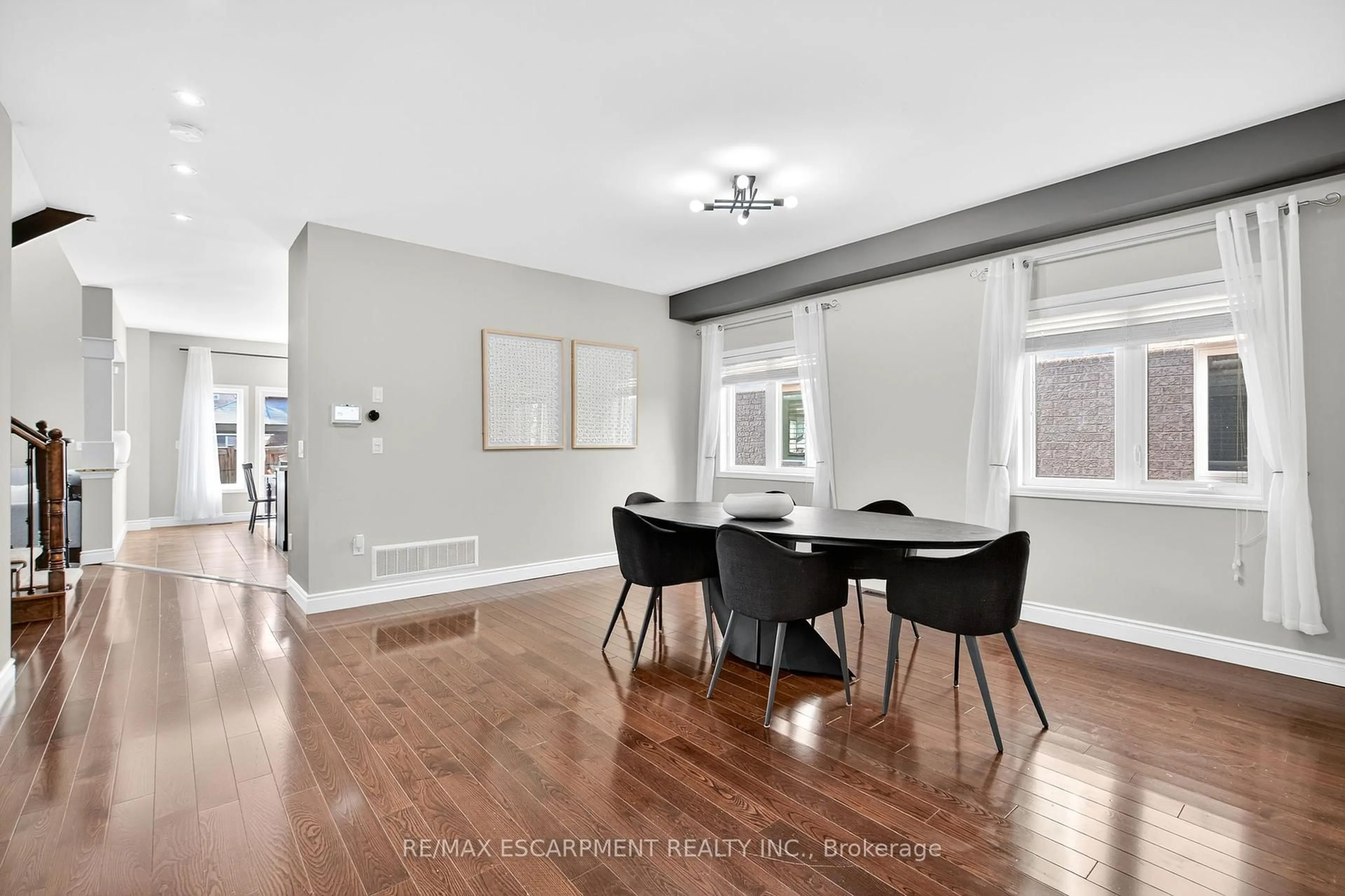 Dining room, unknown for 4223 Fuller Cres, Burlington Ontario L7M 0M4