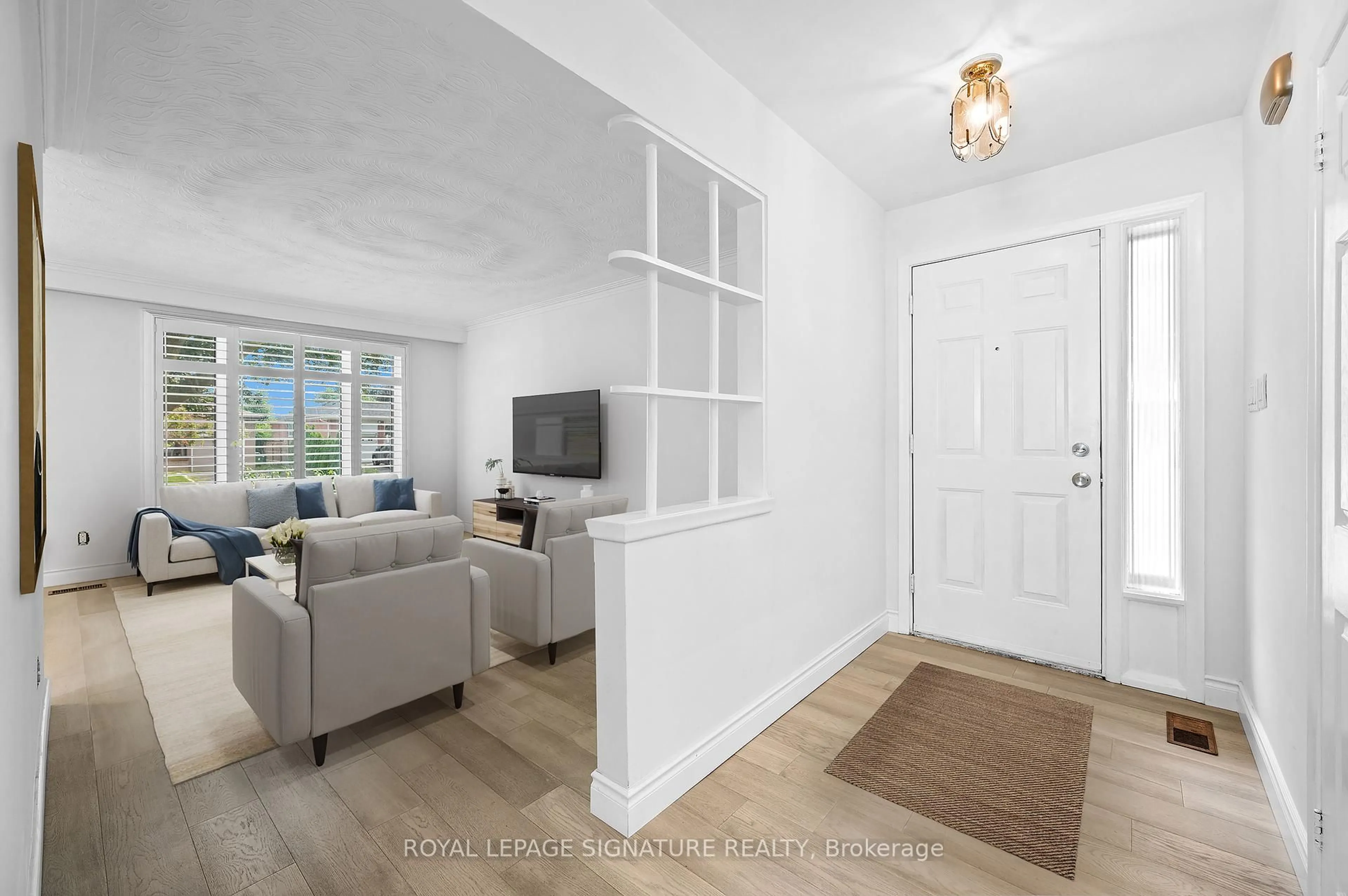 Living room with furniture, unknown for 16 Pagoda Pl, Toronto Ontario M9V 2V2