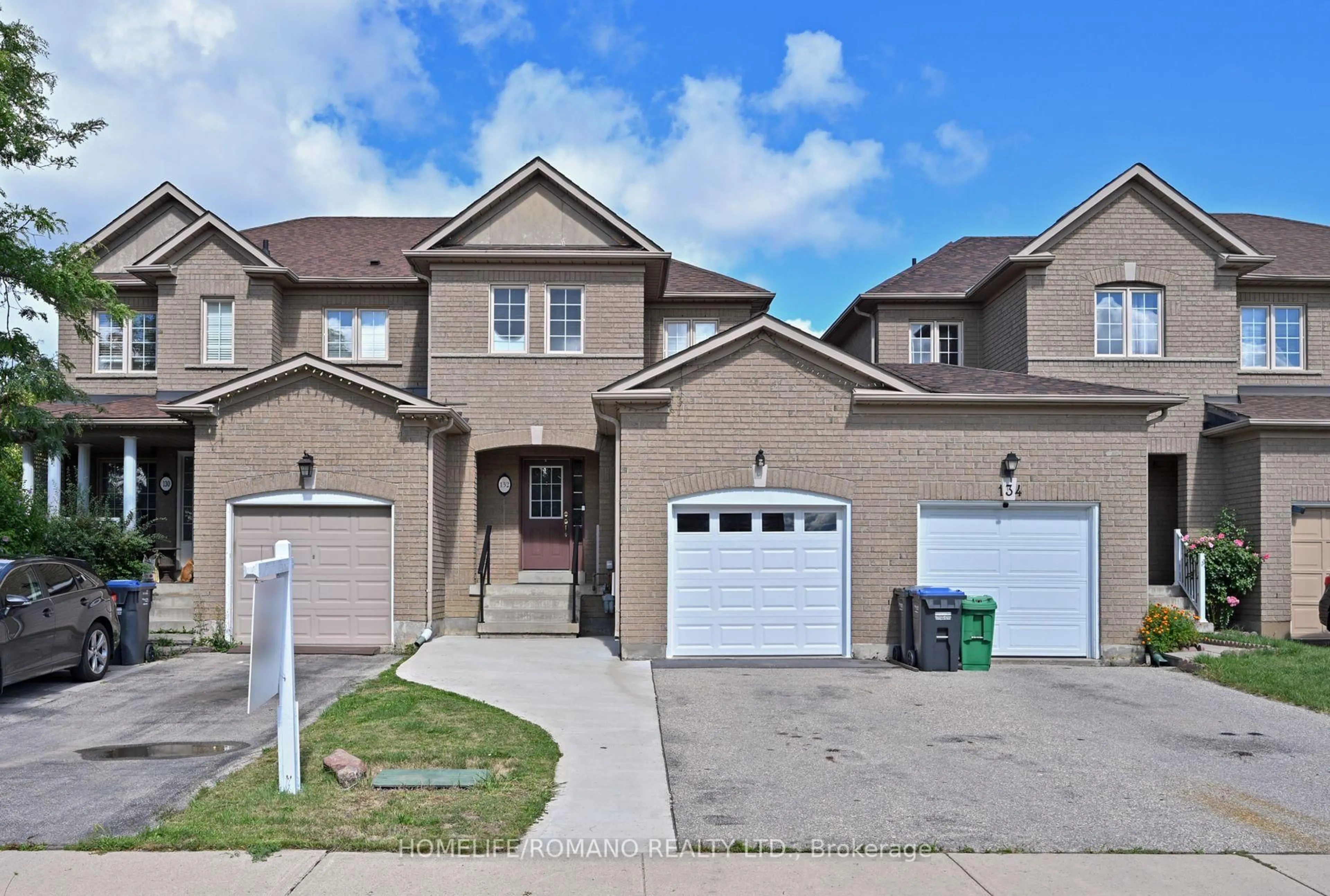 Home with brick exterior material, street for 132 Earth Star Tr, Brampton Ontario L6R 2N8