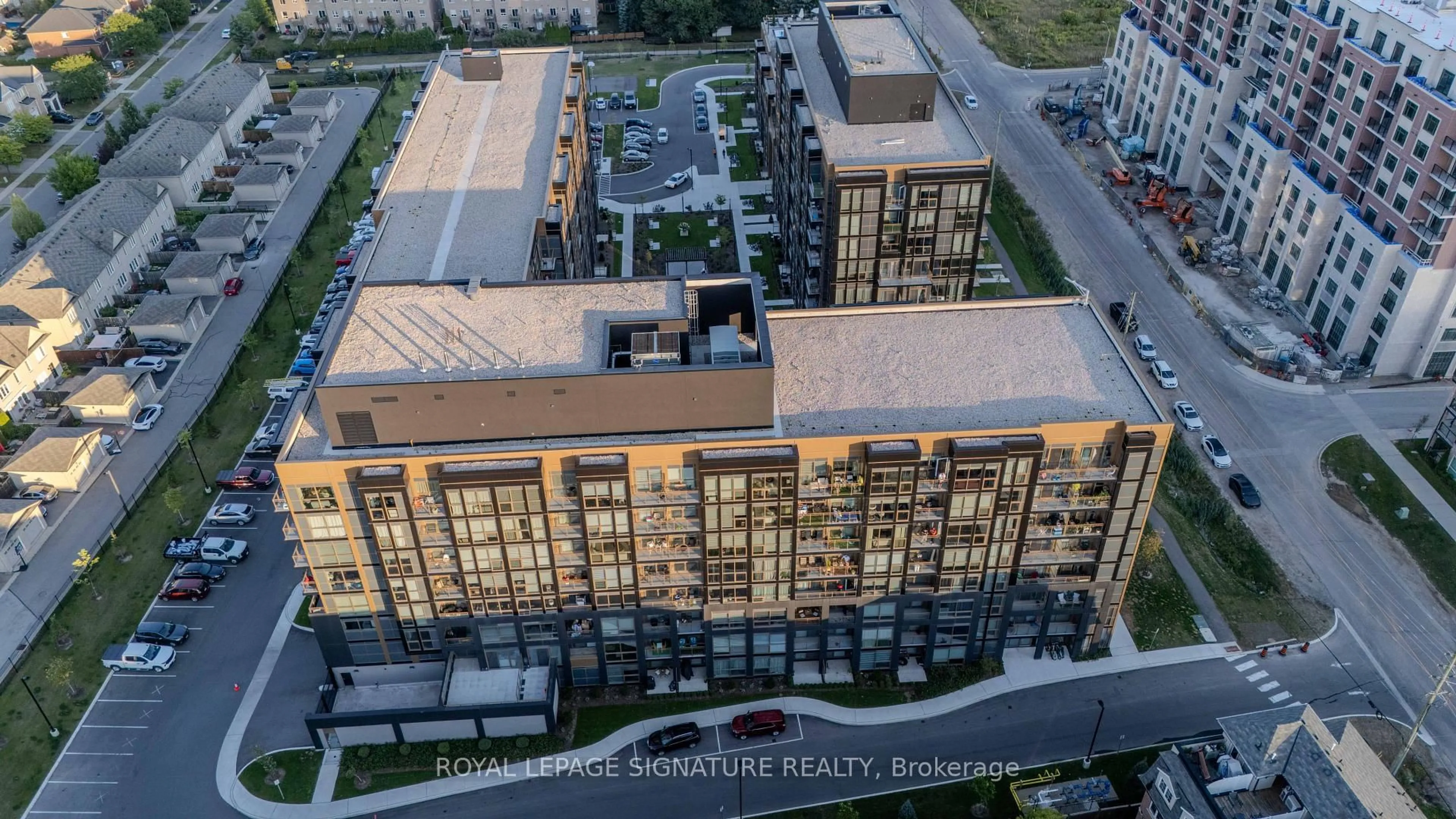 A pic from outside/outdoor area/front of a property/back of a property/a pic from drone, city buildings view from balcony for 2343 Khalsa Gate #611, Oakville Ontario L6M 5R6