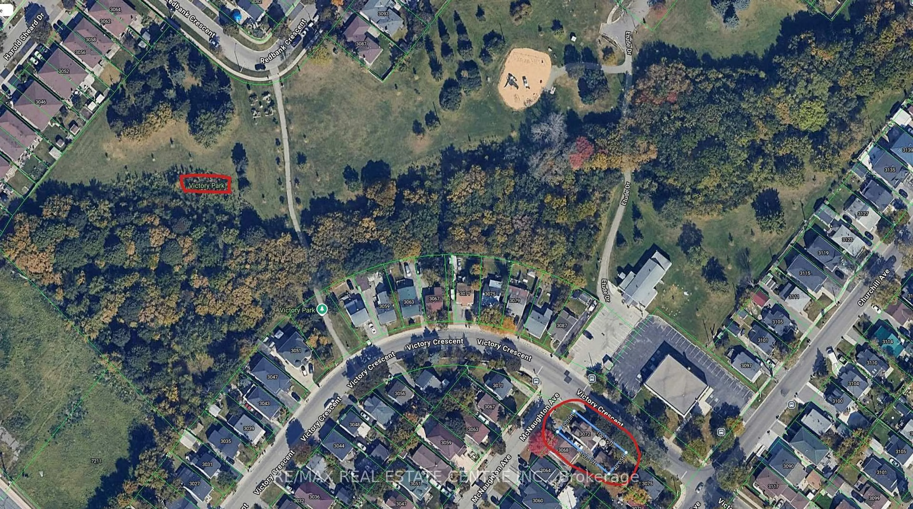 A pic from outside/outdoor area/front of a property/back of a property/a pic from drone, street for 3072 McNaughton Ave, Mississauga Ontario L4T 1R7