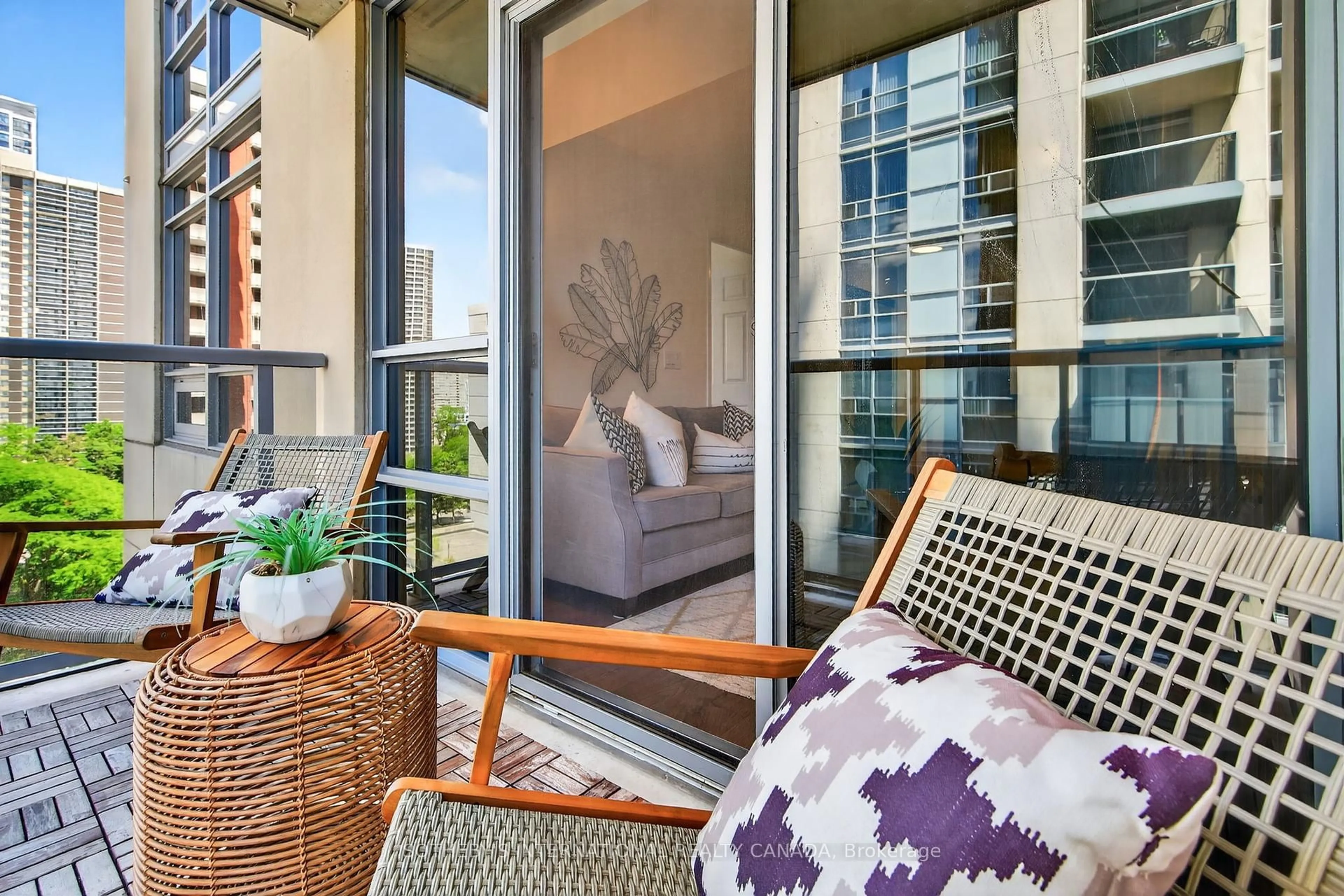Balcony in the apartment, water/lake/river/ocean view for 3 Michael Power Pl #902, Toronto Ontario M9A 0A2