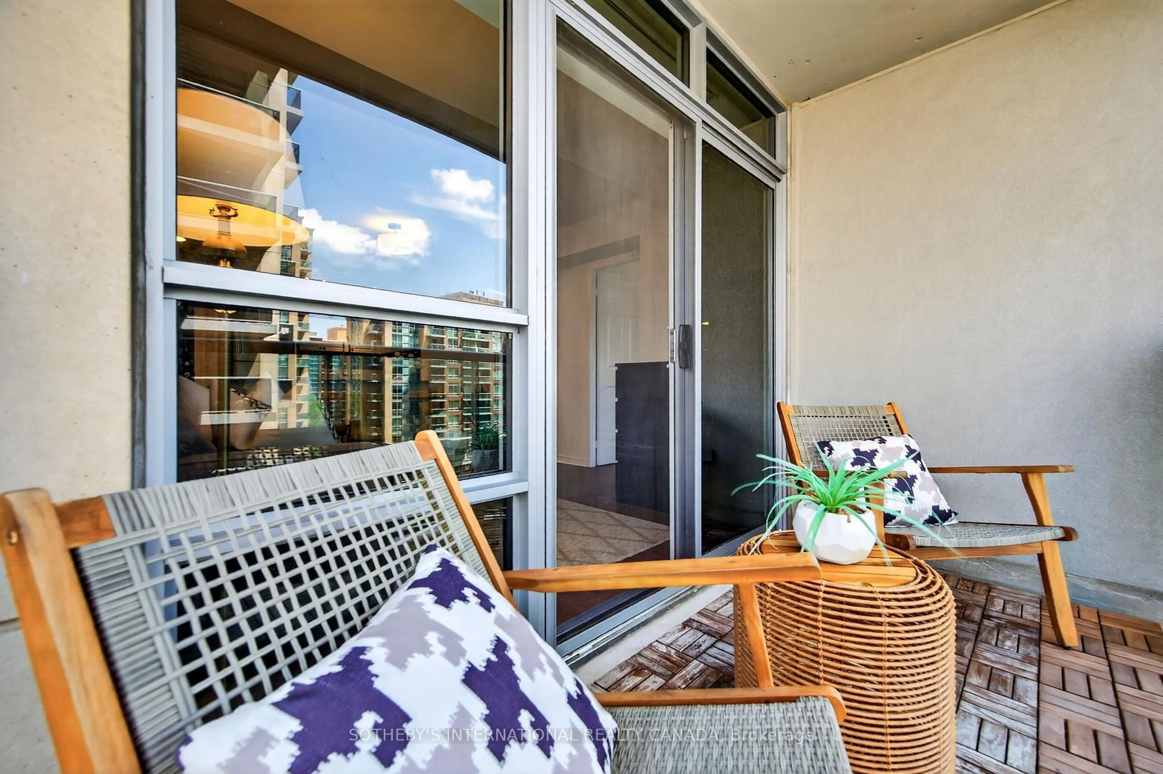 Balcony in the apartment, water/lake/river/ocean view for 3 Michael Power Pl #902, Toronto Ontario M9A 0A2