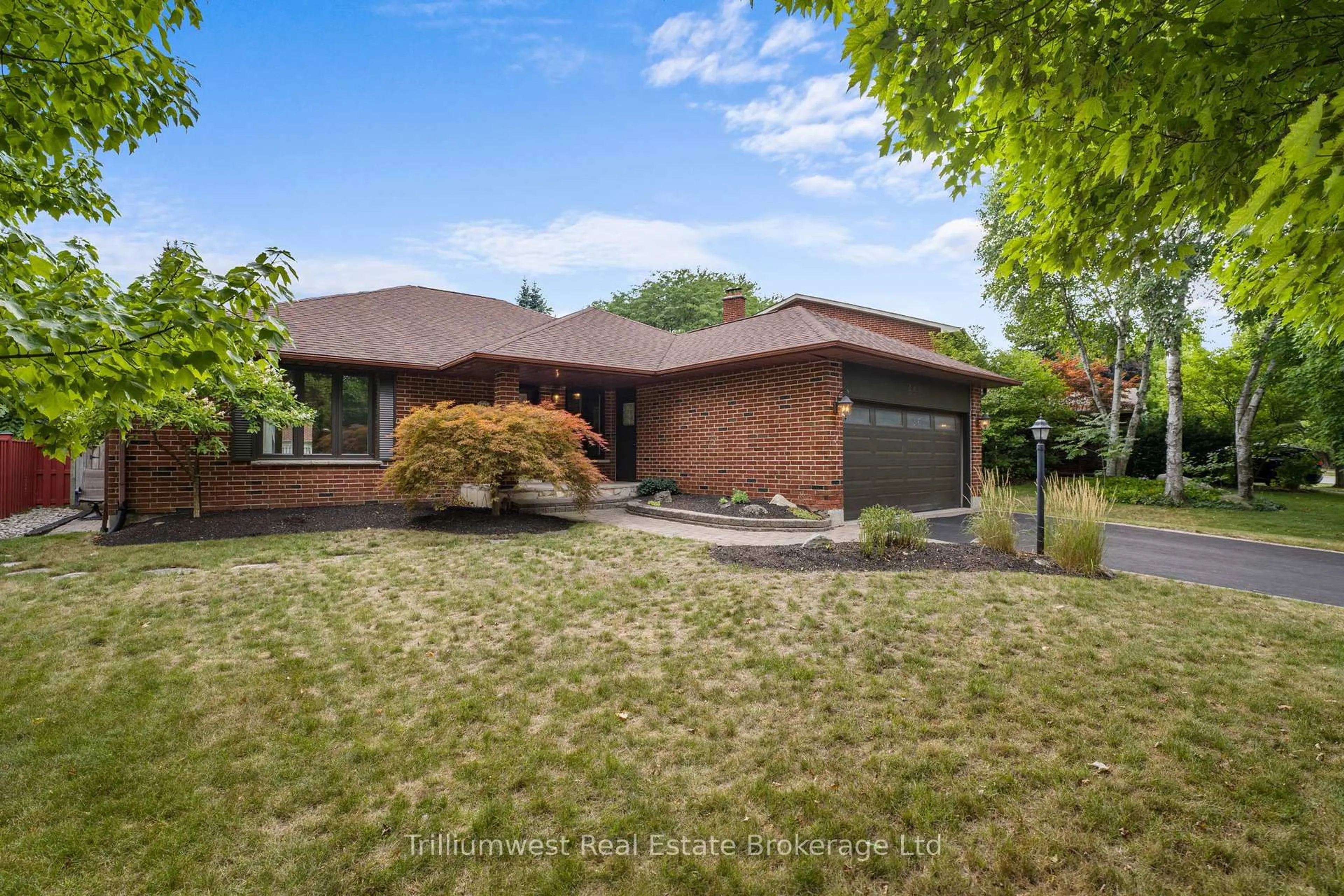 Home with brick exterior material, street for 444 Bonny Meadow Rd, Oakville Ontario L6J 6J2
