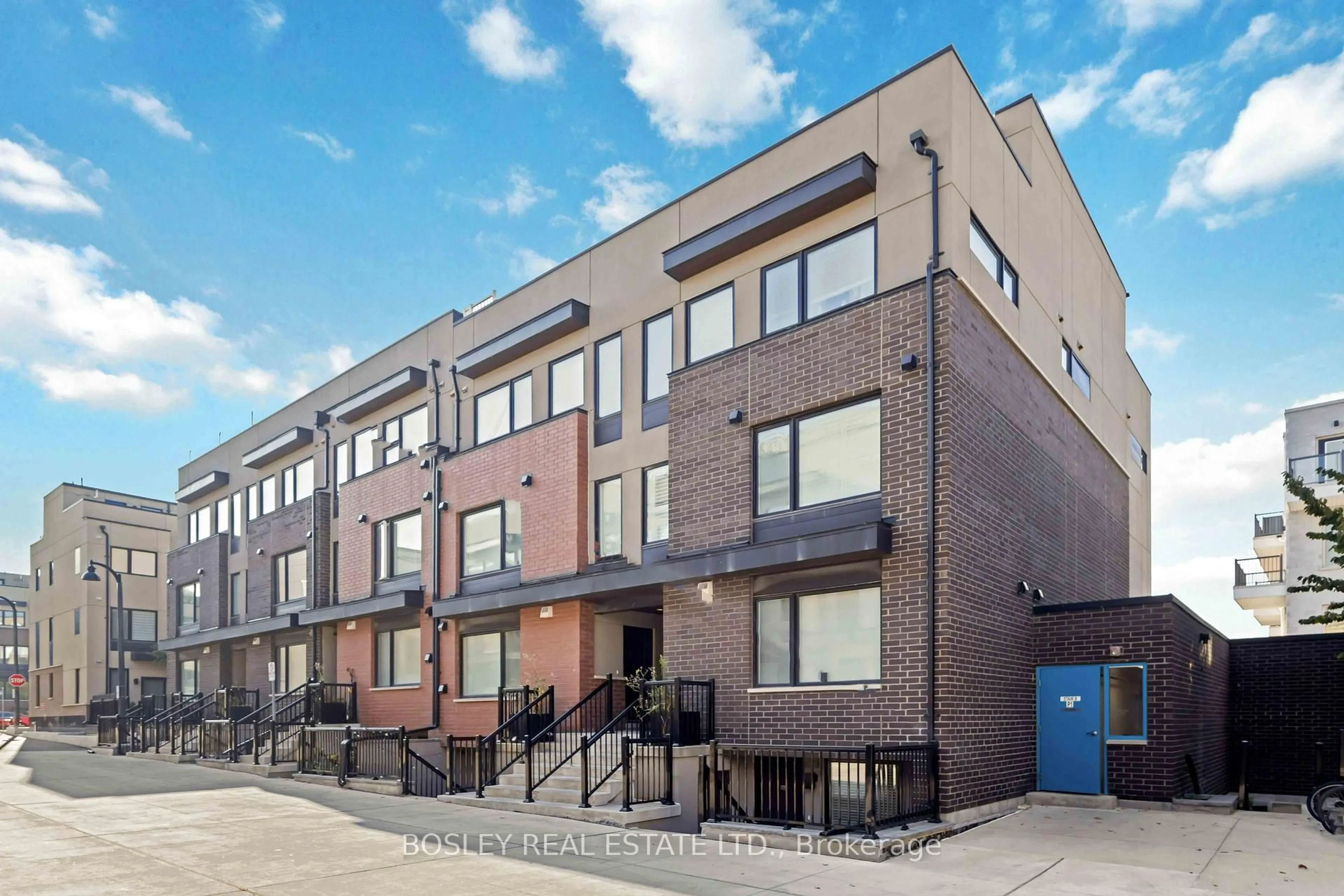 Home with brick exterior material, street for 142 William Duncan Rd #16, Toronto Ontario M3K 0C1