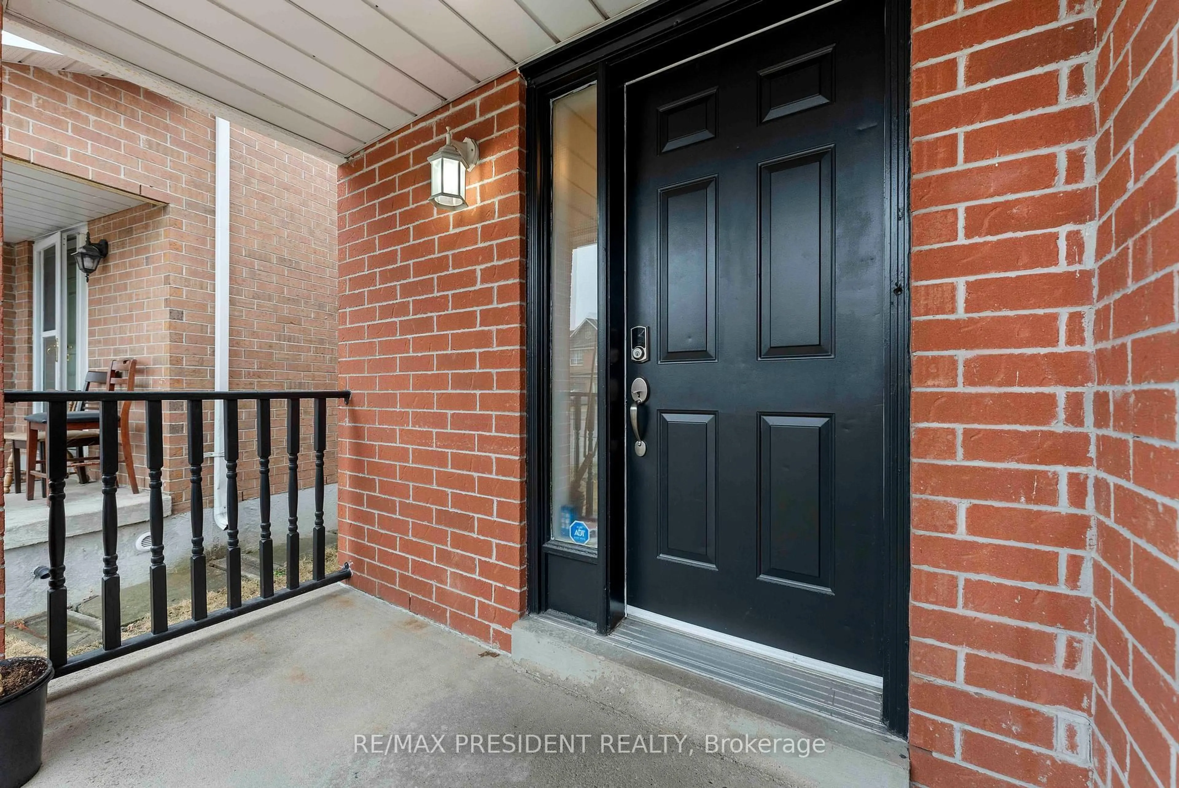 Indoor entryway for 26 Mattari Crt, Toronto Ontario M9W 7C6