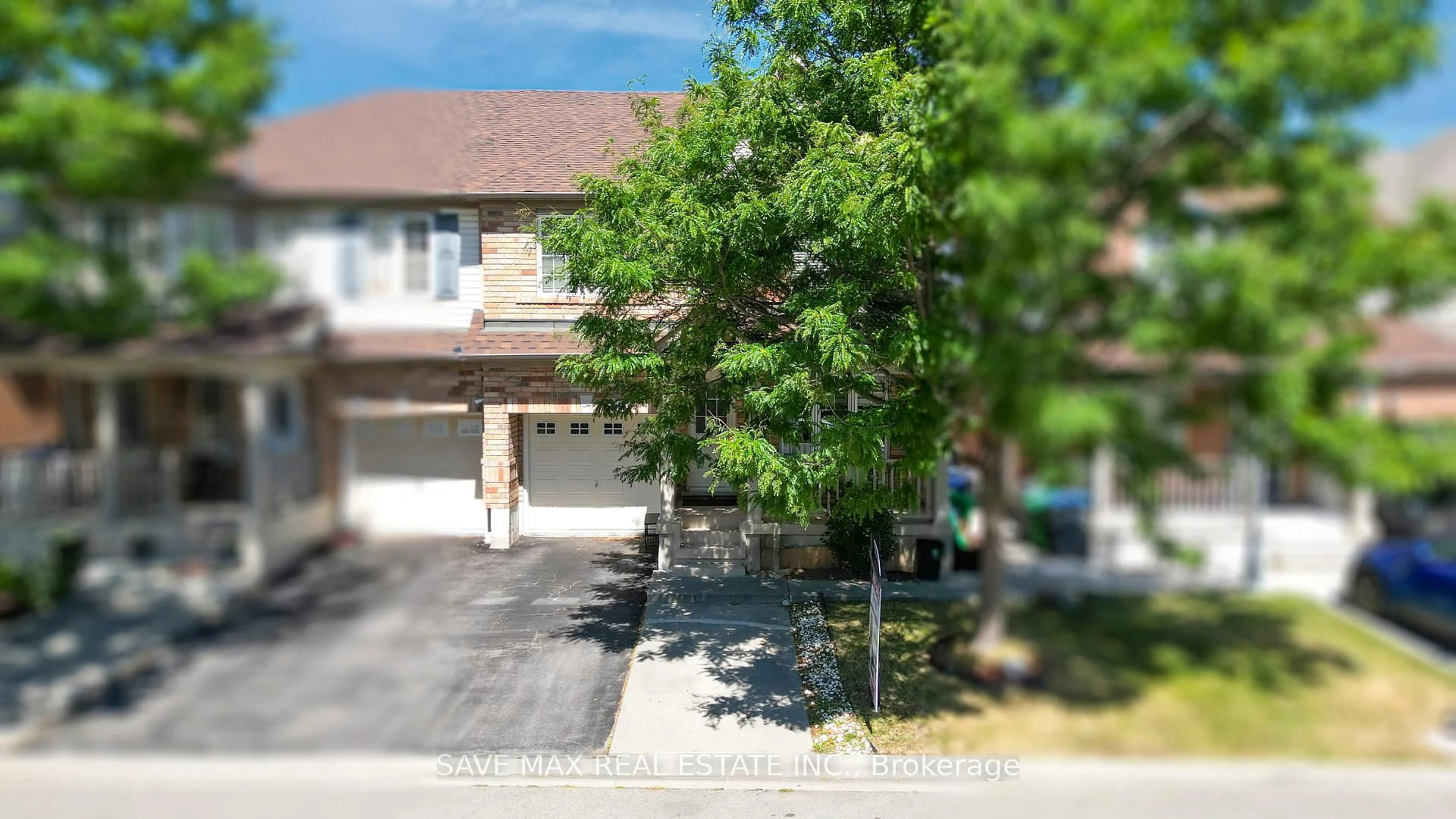 A pic from outside/outdoor area/front of a property/back of a property/a pic from drone, street for 58 Ponymeadow Way, Brampton Ontario L6X 0M5