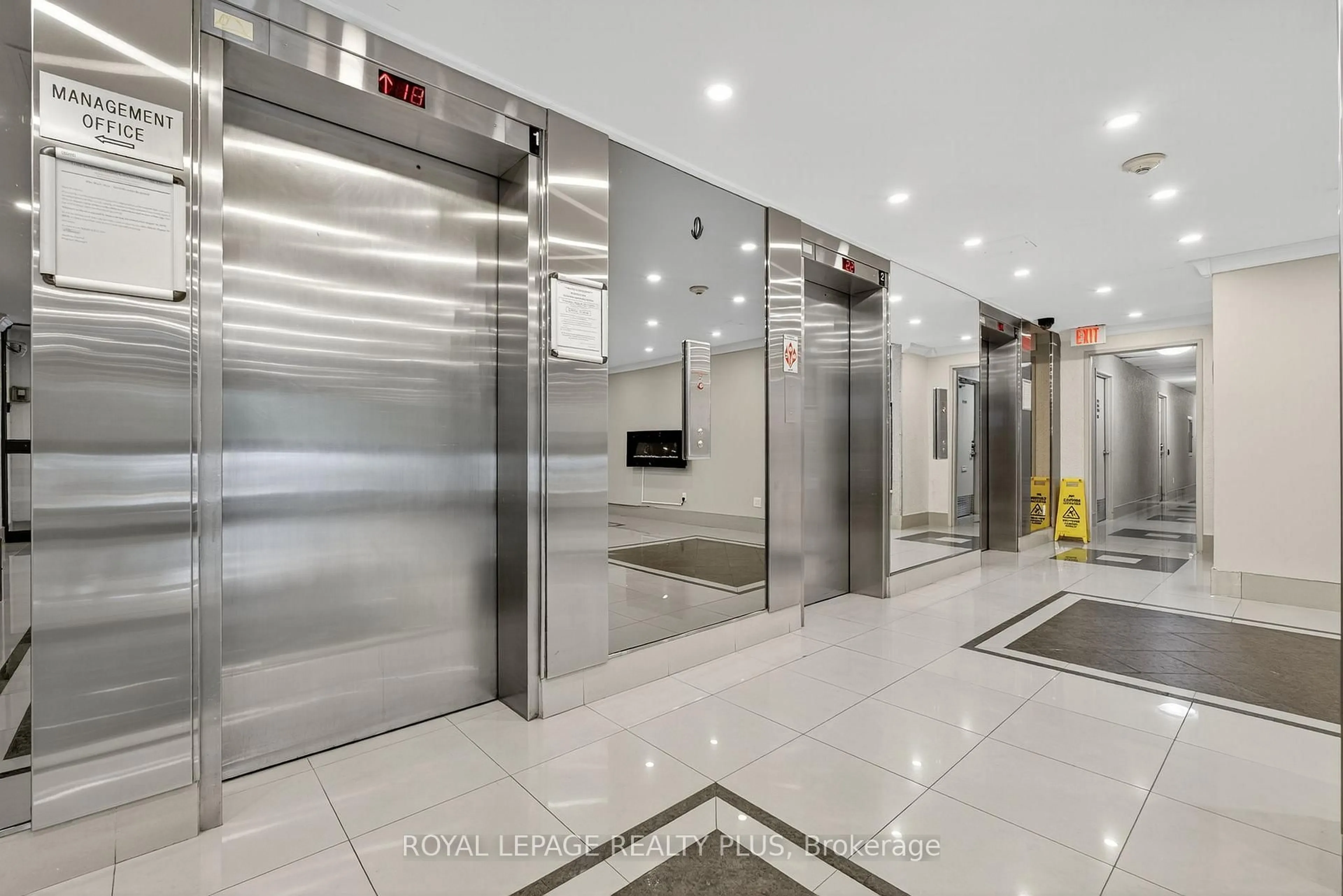 Indoor foyer for 85 Emmett Ave #1802, Toronto Ontario M6M 5A2