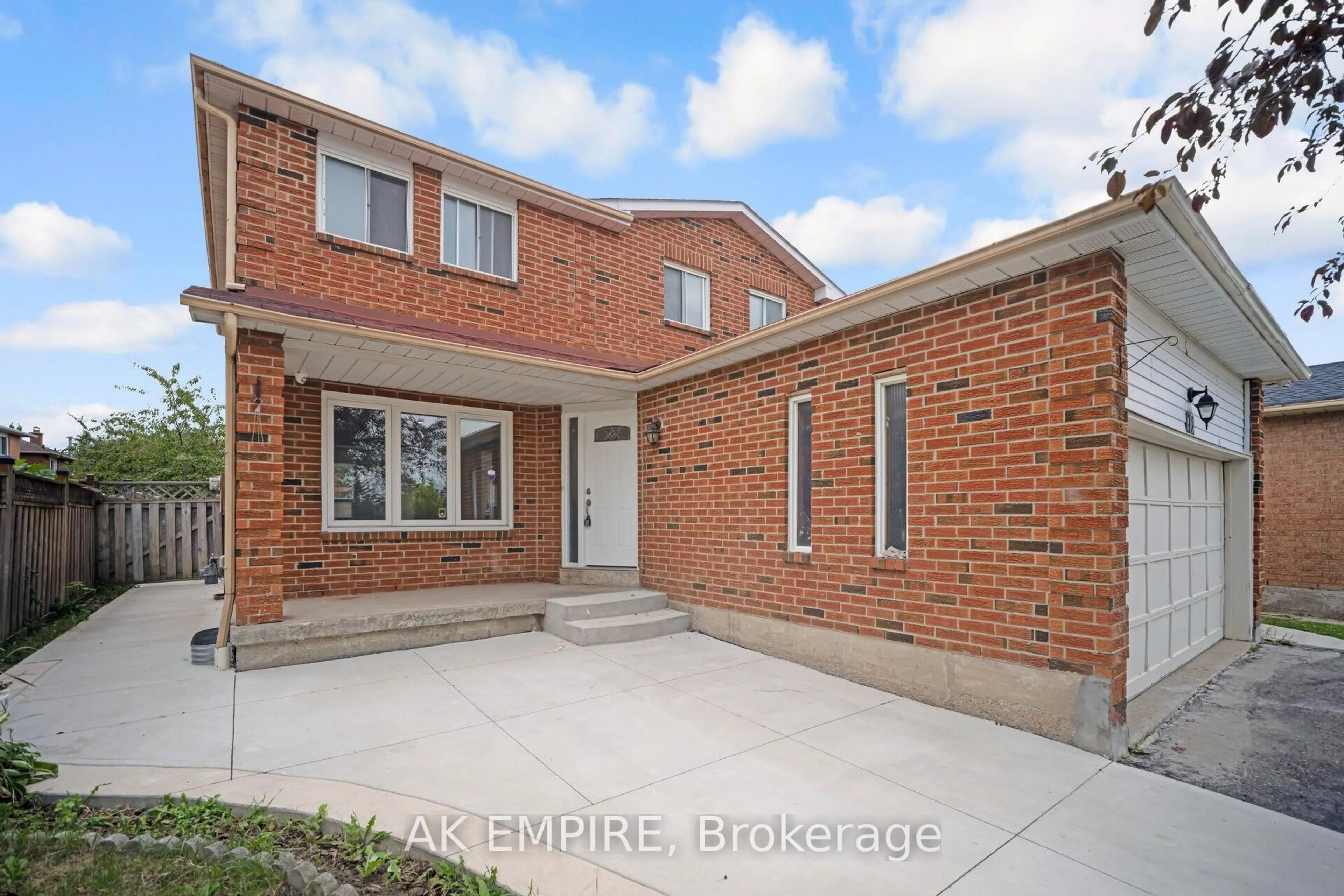 Home with brick exterior material, street for 92 Whitehaven Dr, Brampton Ontario L6Z 2R8