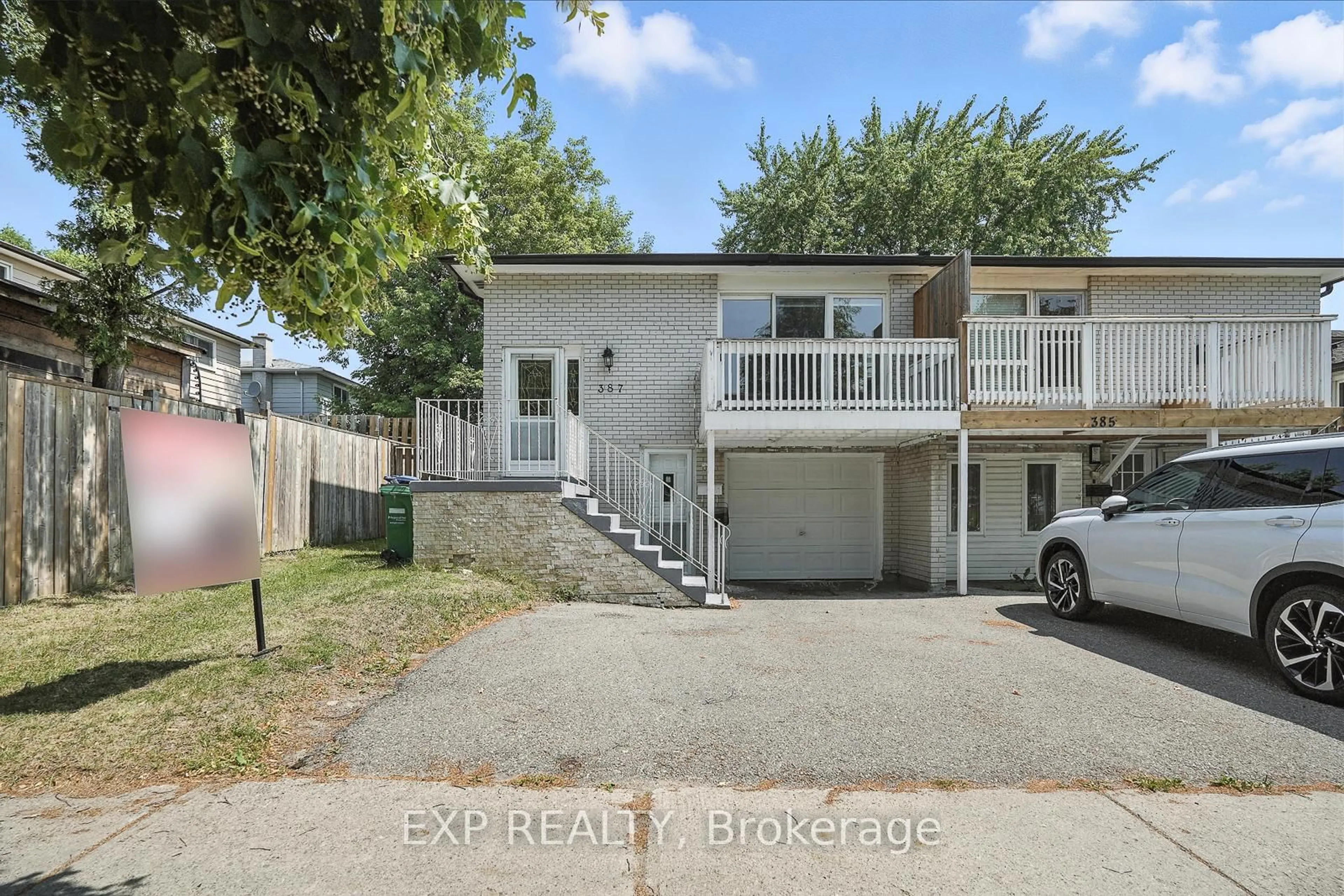 A pic from outside/outdoor area/front of a property/back of a property/a pic from drone, street for 387 Archdekin Dr, Brampton Ontario L6V 3E9