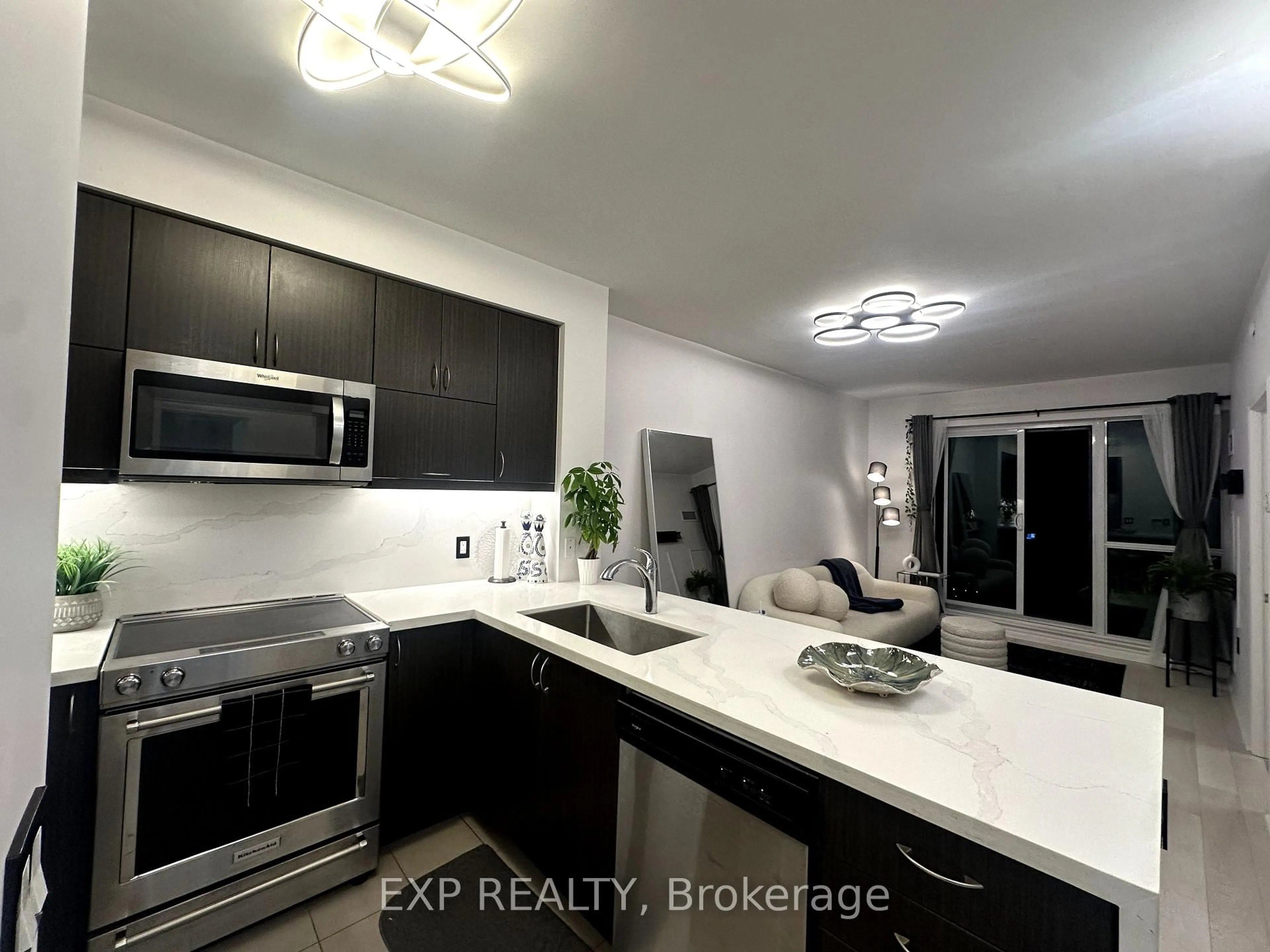 Unknown for 39 Annie Craig Dr #602, Toronto Ontario M8V 0H1