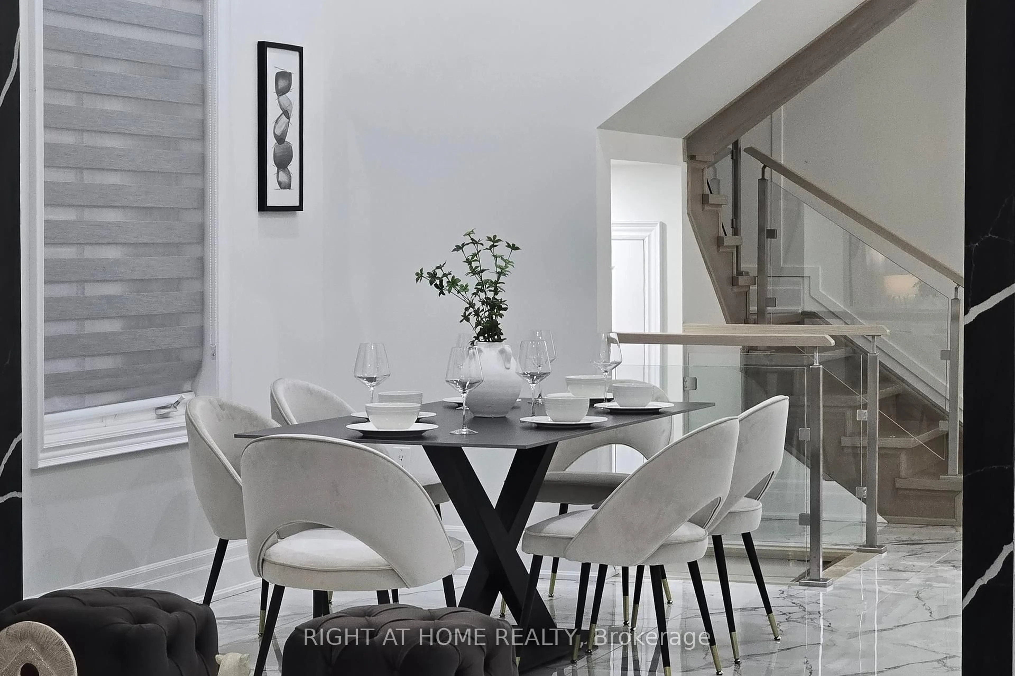Dining room, ceramic/tile floor for 1199 QUEENS PLATE Rd, Oakville Ontario L6M 5M4