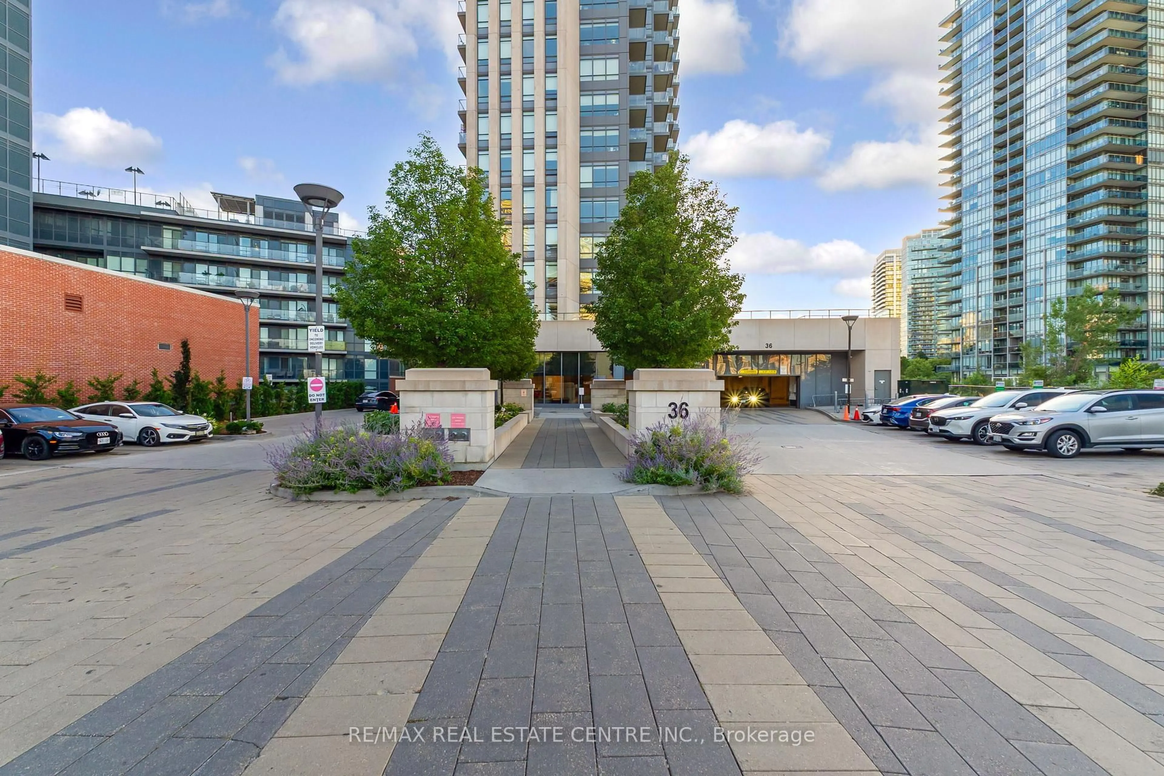 A pic from outside/outdoor area/front of a property/back of a property/a pic from drone, street for 36 Park Lawn Rd #2209, Toronto Ontario M8V 0E5