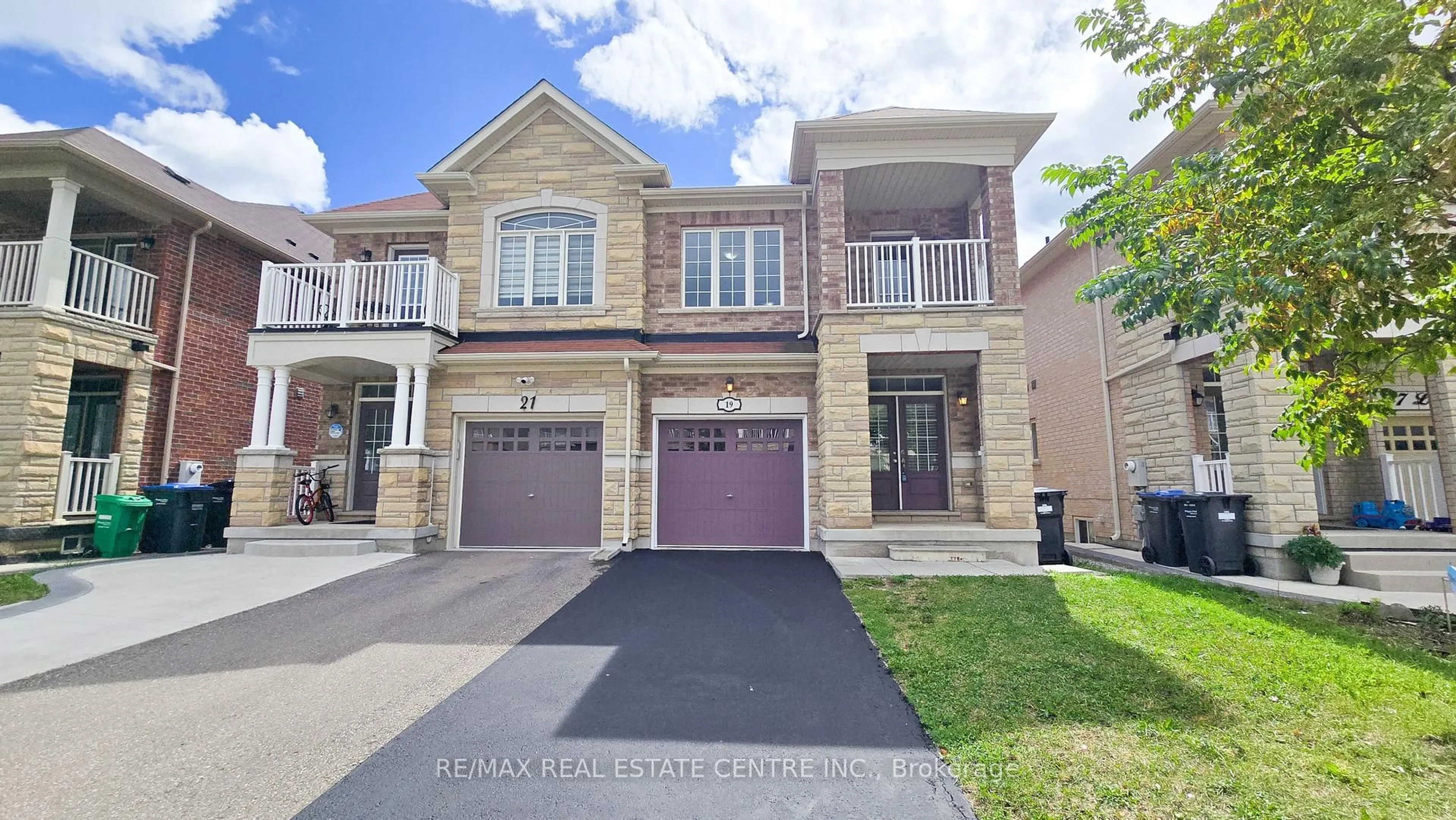 Home with brick exterior material, street for 19 Lackington St, Brampton Ontario L6X 5P1