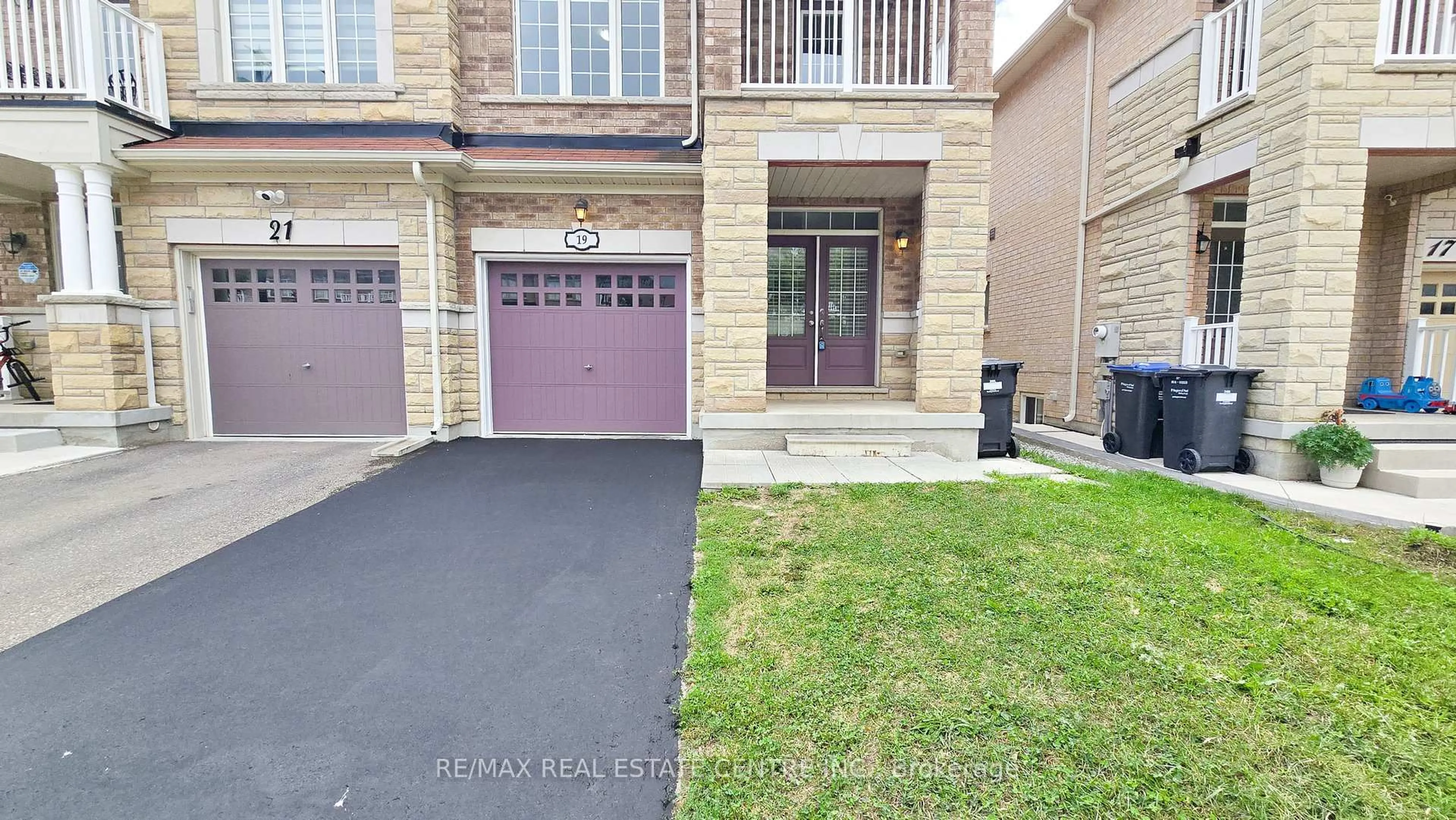 Unknown for 19 Lackington St, Brampton Ontario L6X 5P1