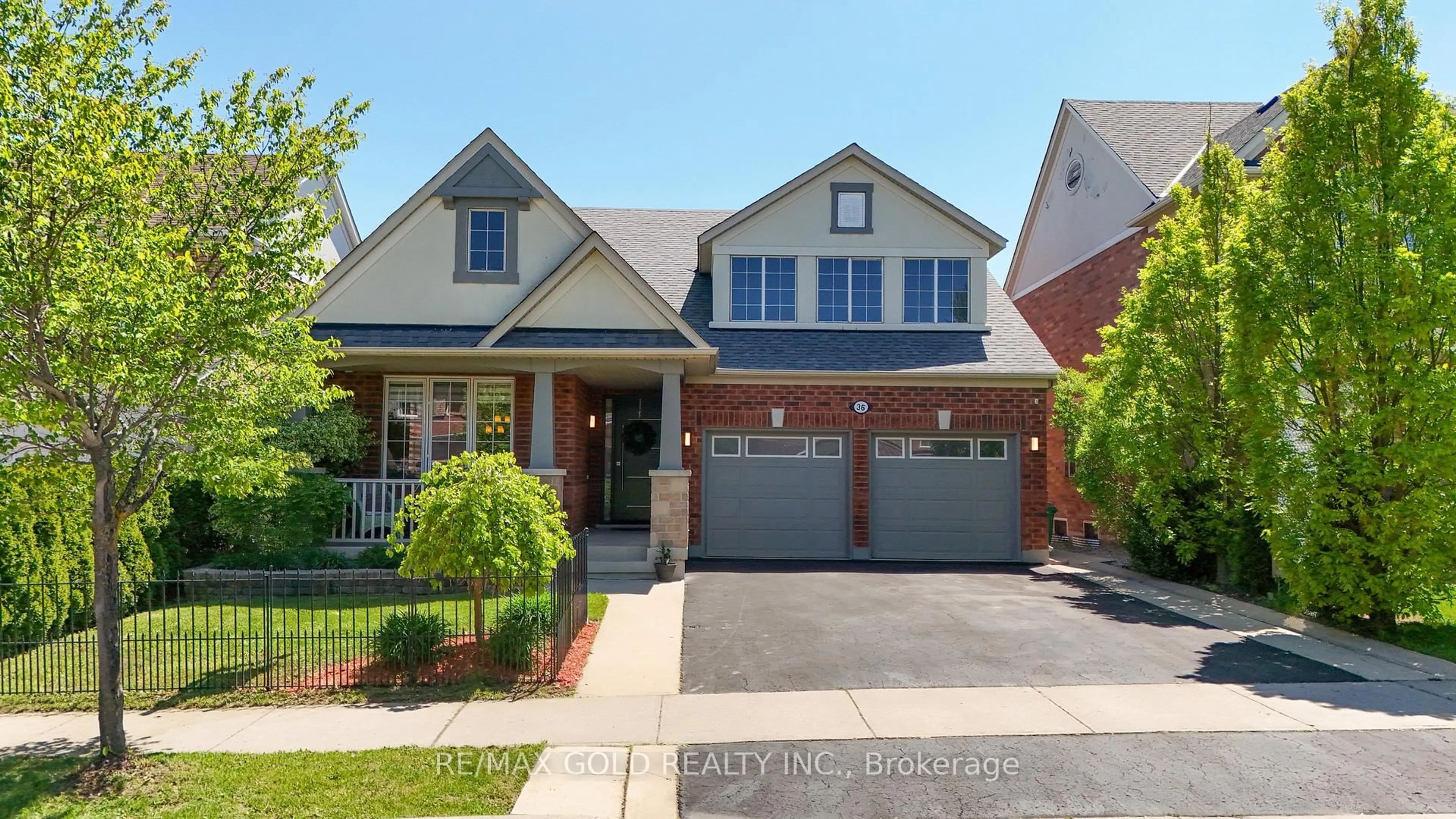 Home with brick exterior material, street for 36 Slipneedle St, Brampton Ontario L6S 6L5