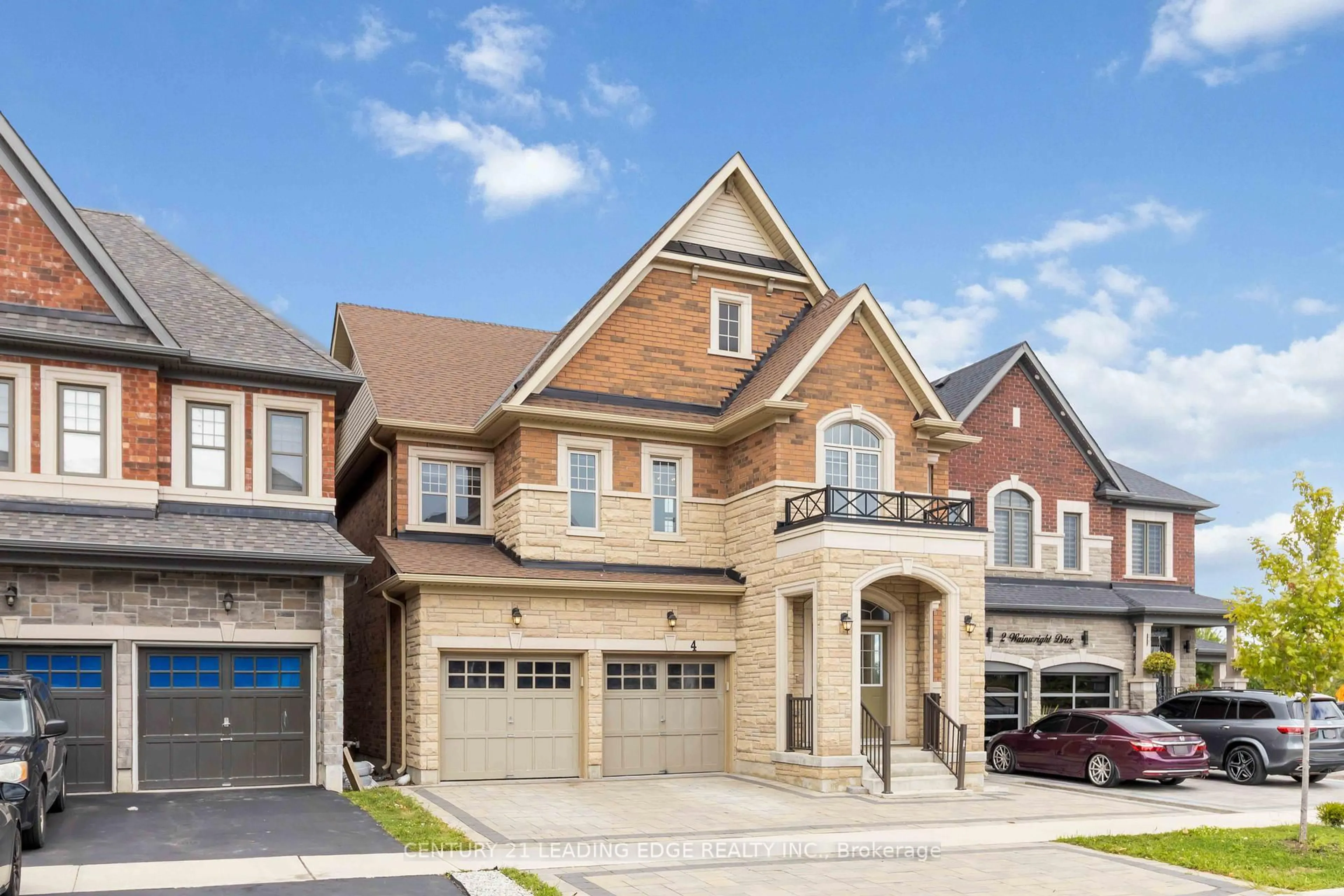 Home with brick exterior material, street for 4 WAINWRIGHT Dr, Brampton Ontario L7A 0C7