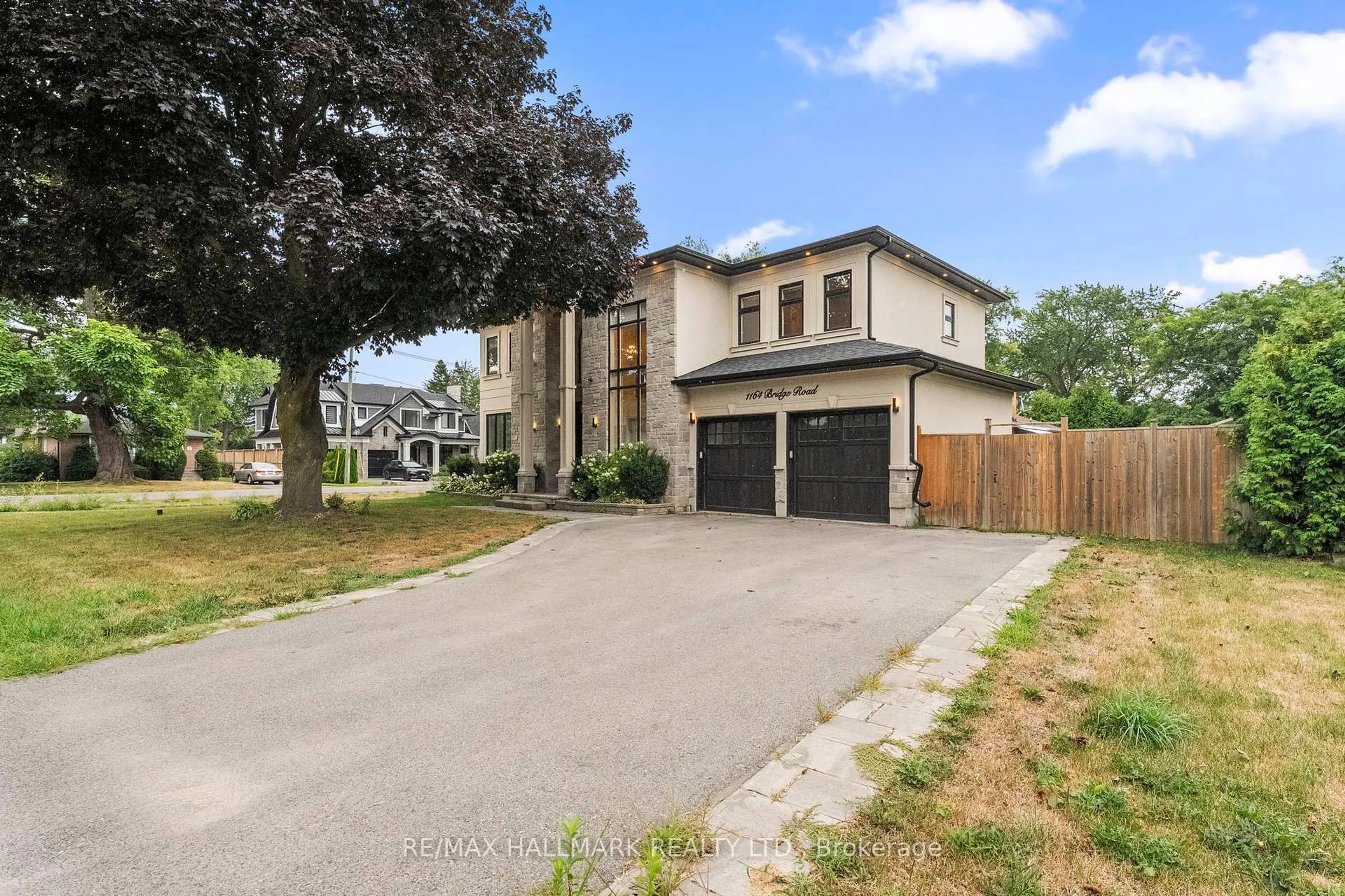 Unknown for 1164 Bridge Rd, Oakville Ontario L6L 2C1